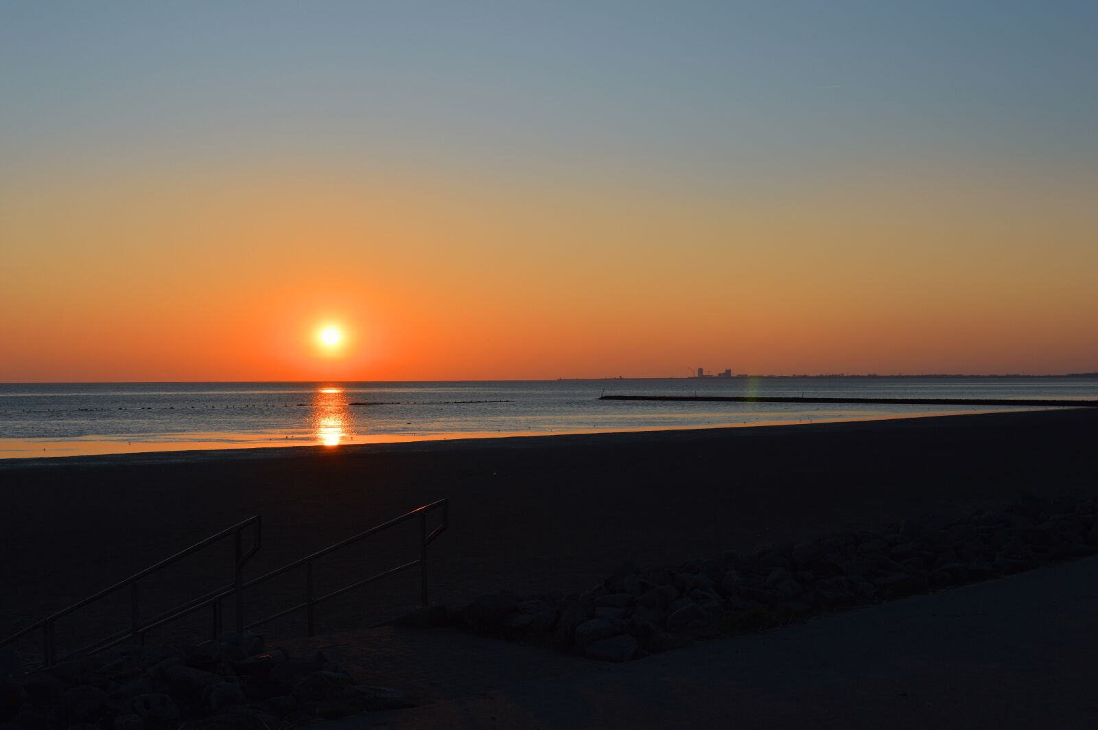 Nikon D3200 sample photo. Sunset, abendstimmung, meldorfer port photography