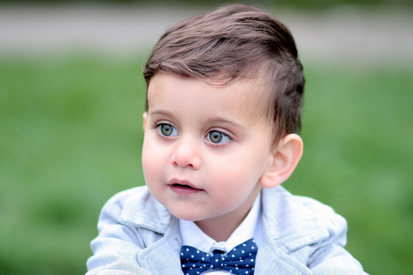 Canon EOS 450D (EOS Rebel XSi / EOS Kiss X2) sample photo. Boy, toddler, green eyes photography