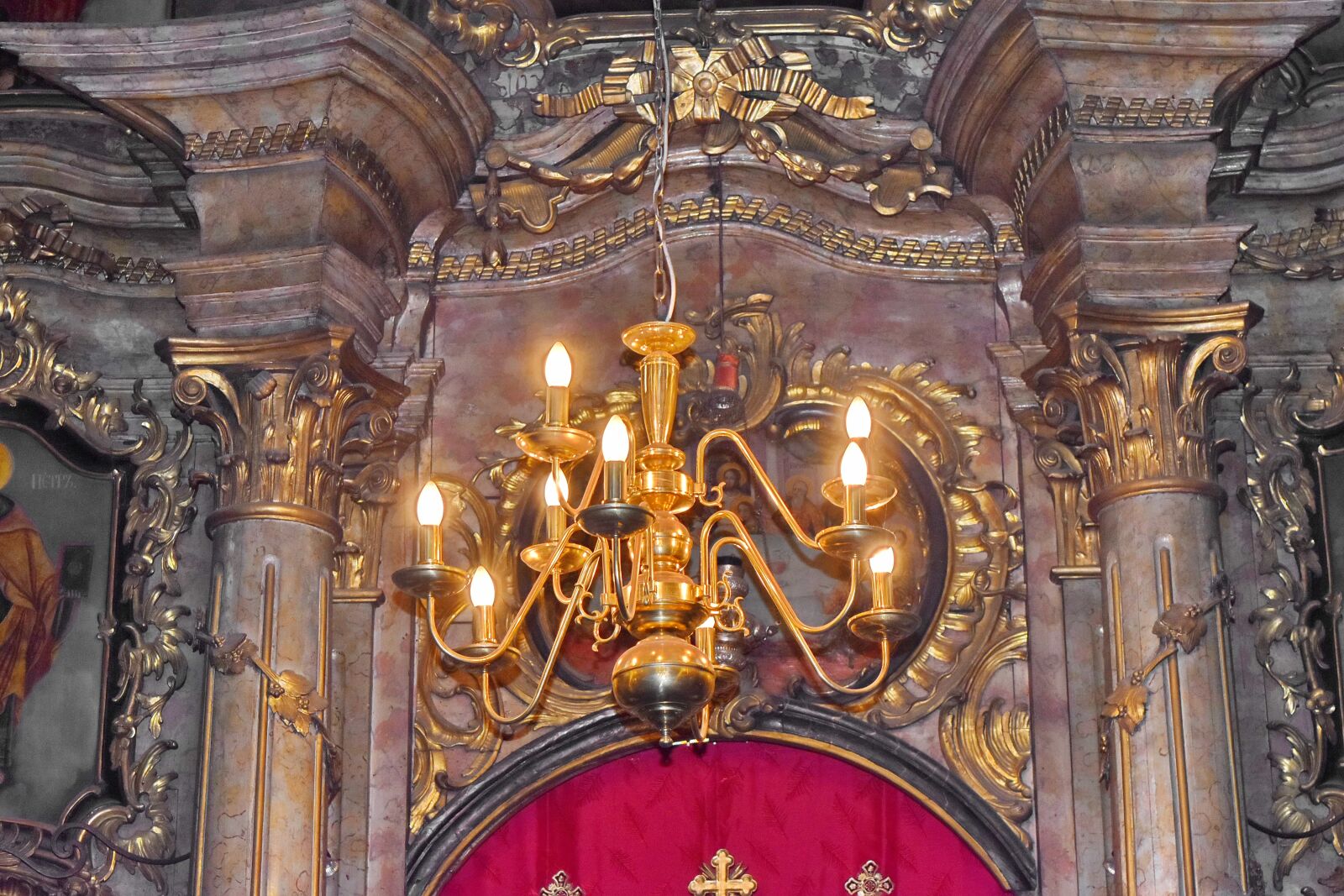 Nikon D5500 sample photo. Religion, chandelier, altar, structure photography