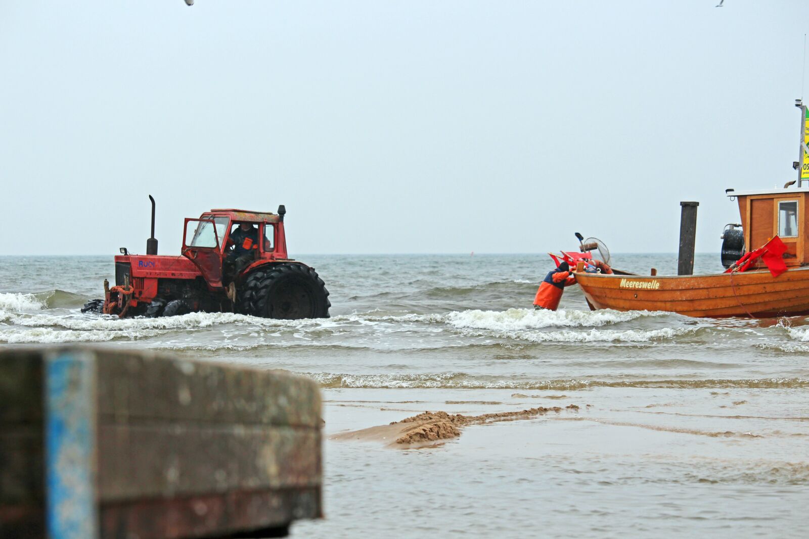 Canon EF-S 55-250mm F4-5.6 IS STM sample photo. Baltic sea fishing, fishing photography