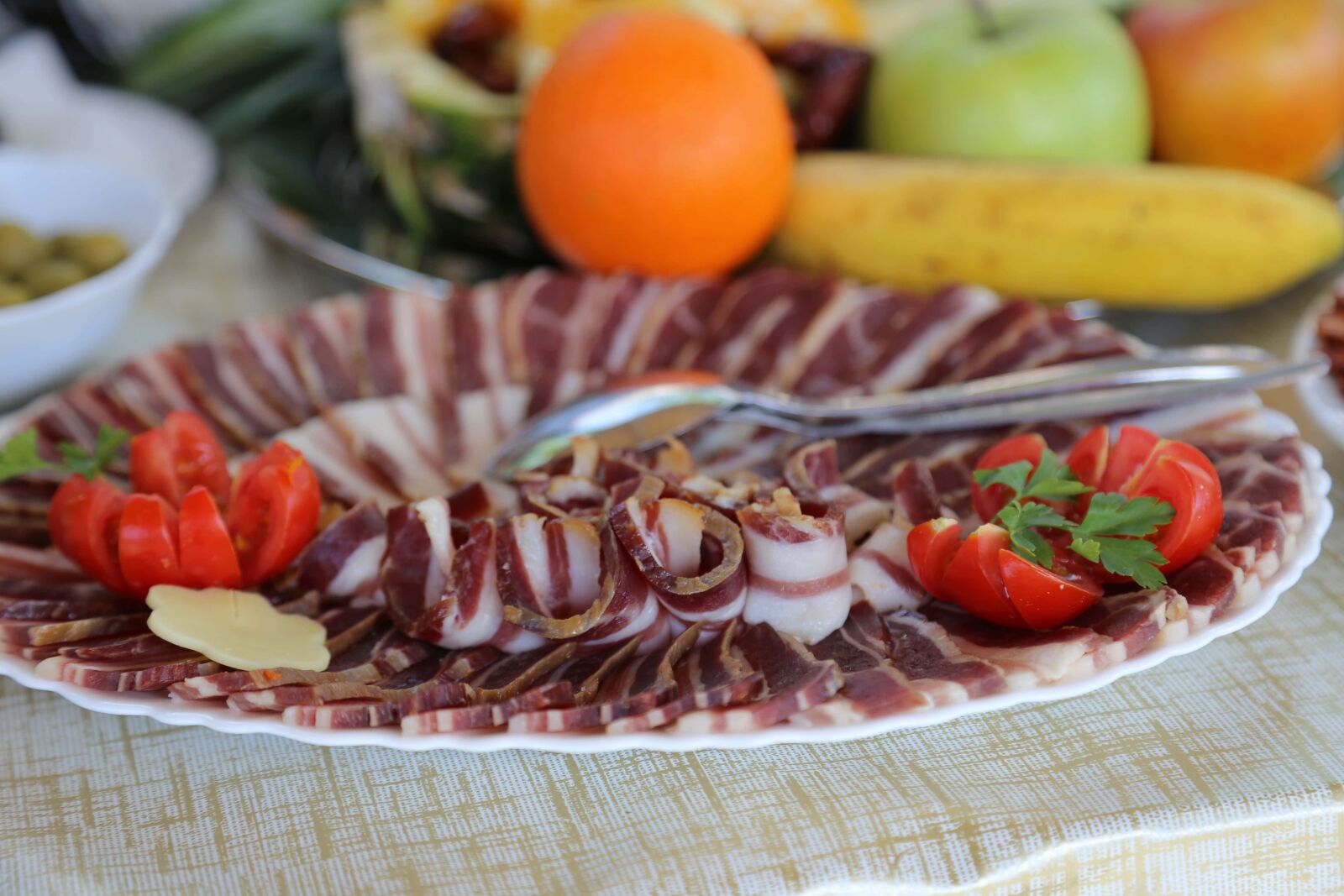 Canon EF 24-105mm F4L IS USM sample photo. Beacon, pork loin, pork photography