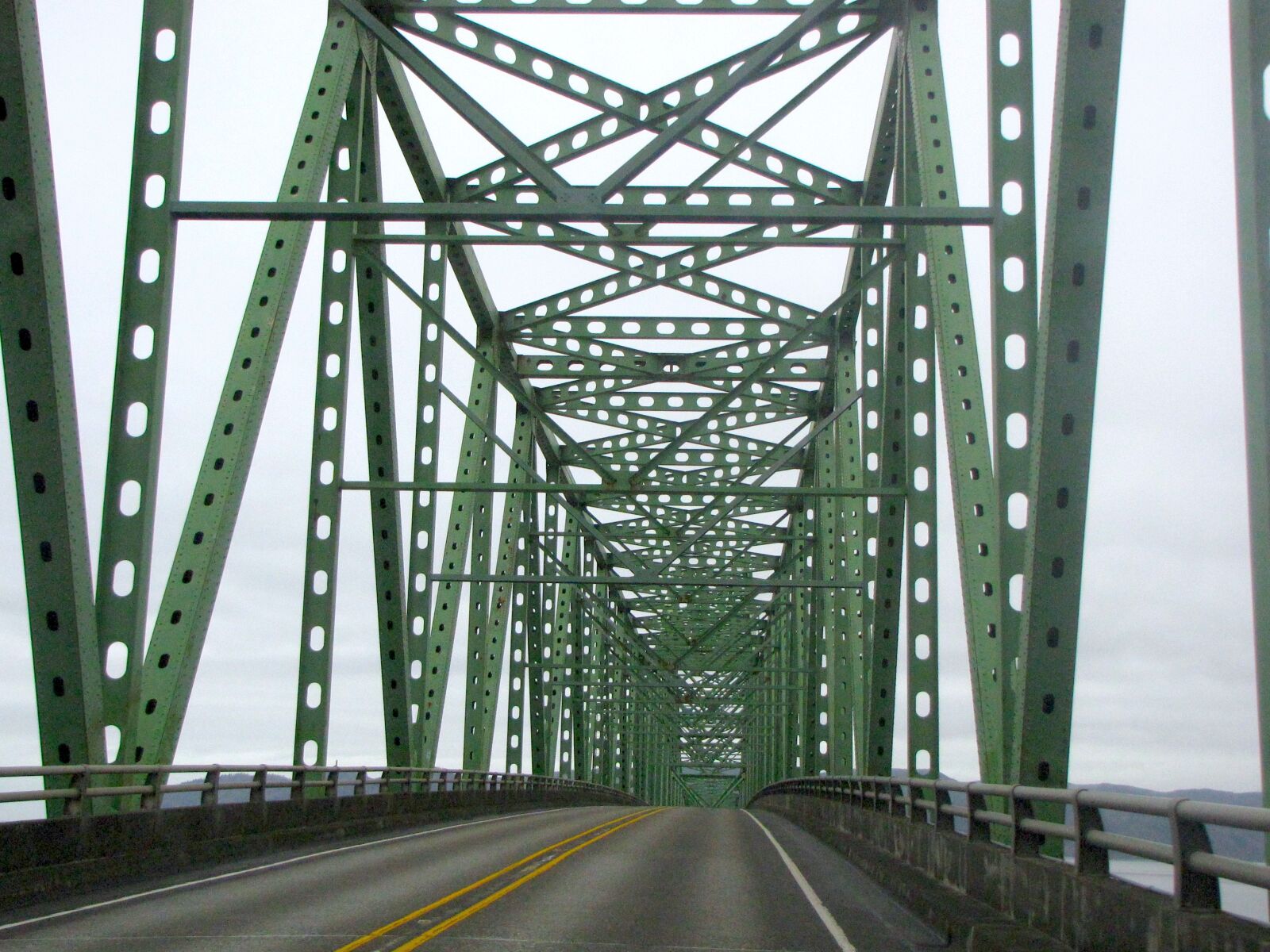 Canon PowerShot SX10 IS sample photo. Bridge, structure, steal photography