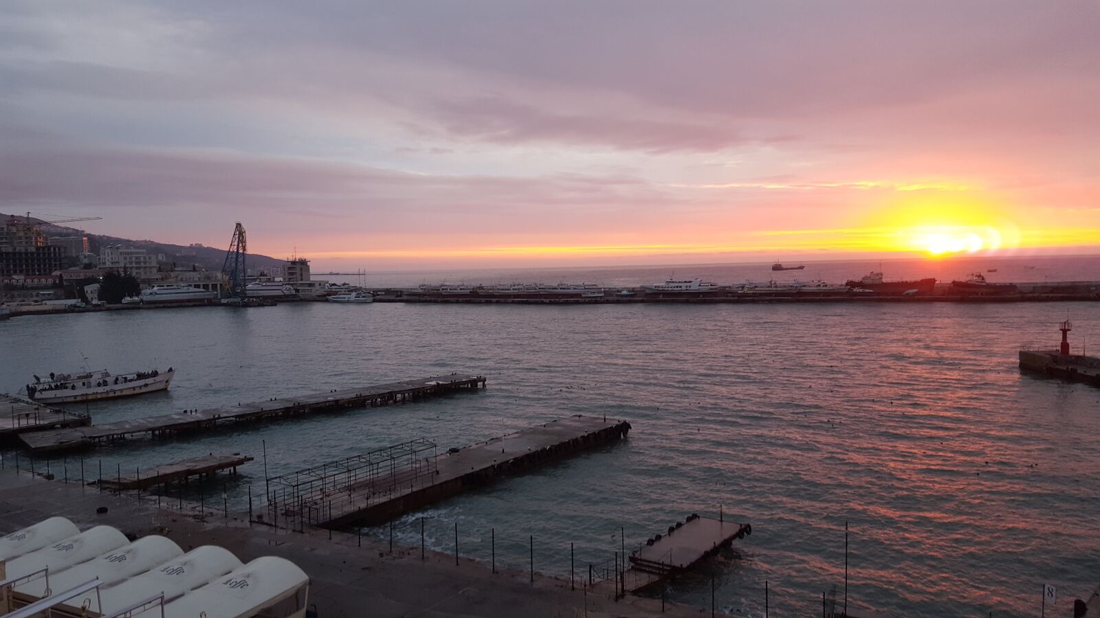 Samsung Galaxy S6 sample photo. Sunrise, sea, pierce photography