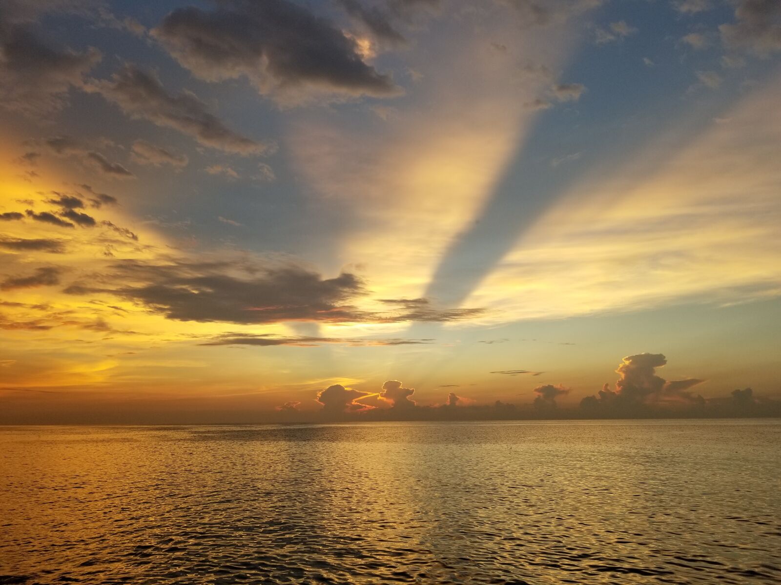 Samsung Galaxy S8 sample photo. Sunset, havana, cuba photography
