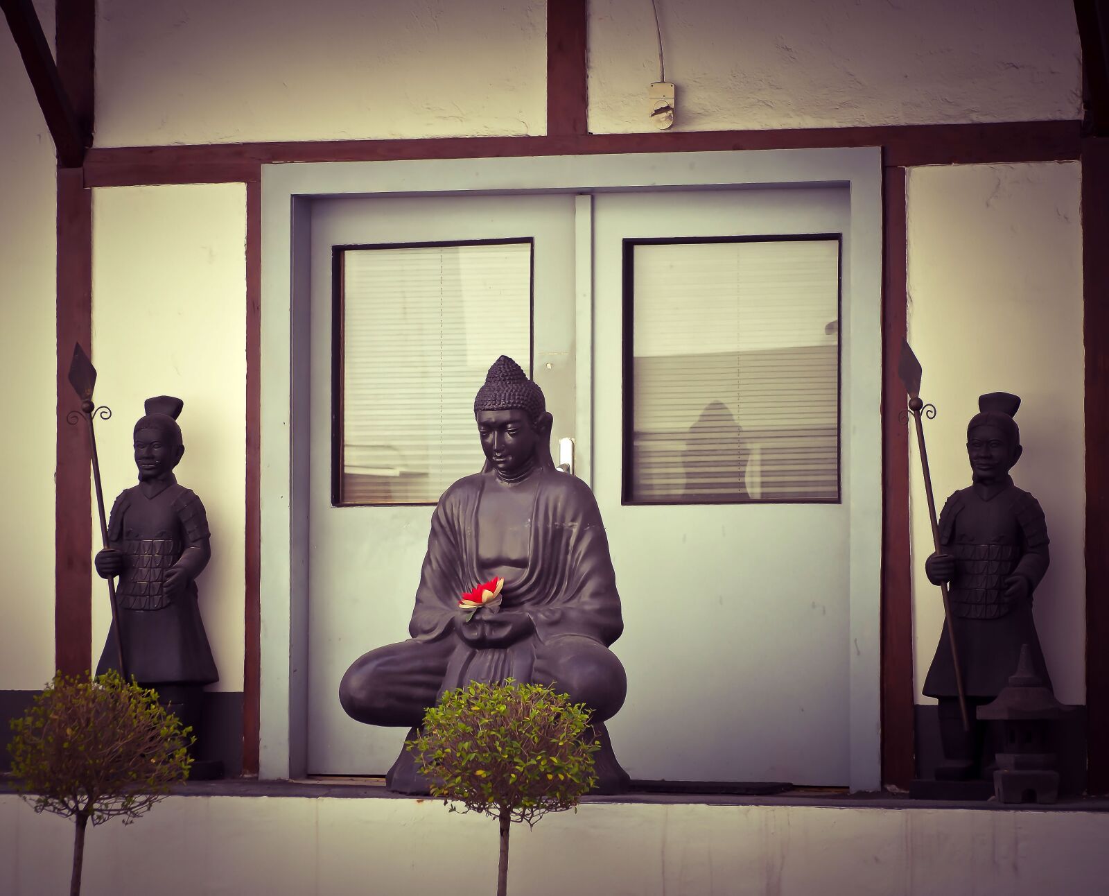 Olympus OM-D E-M10 sample photo. Buddha, statue, sculpture photography