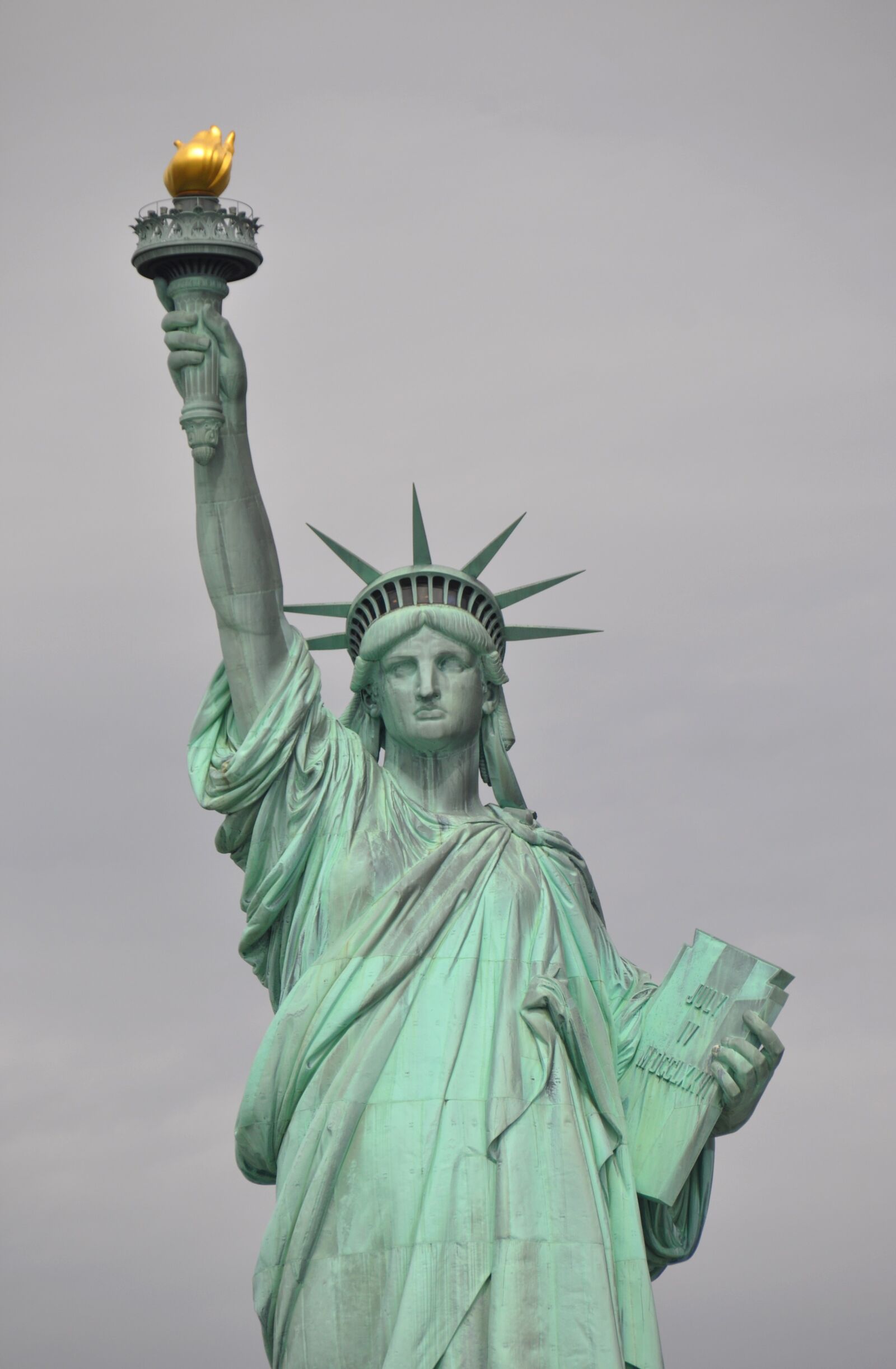 Nikon D5000 sample photo. Statue of liberty, new photography