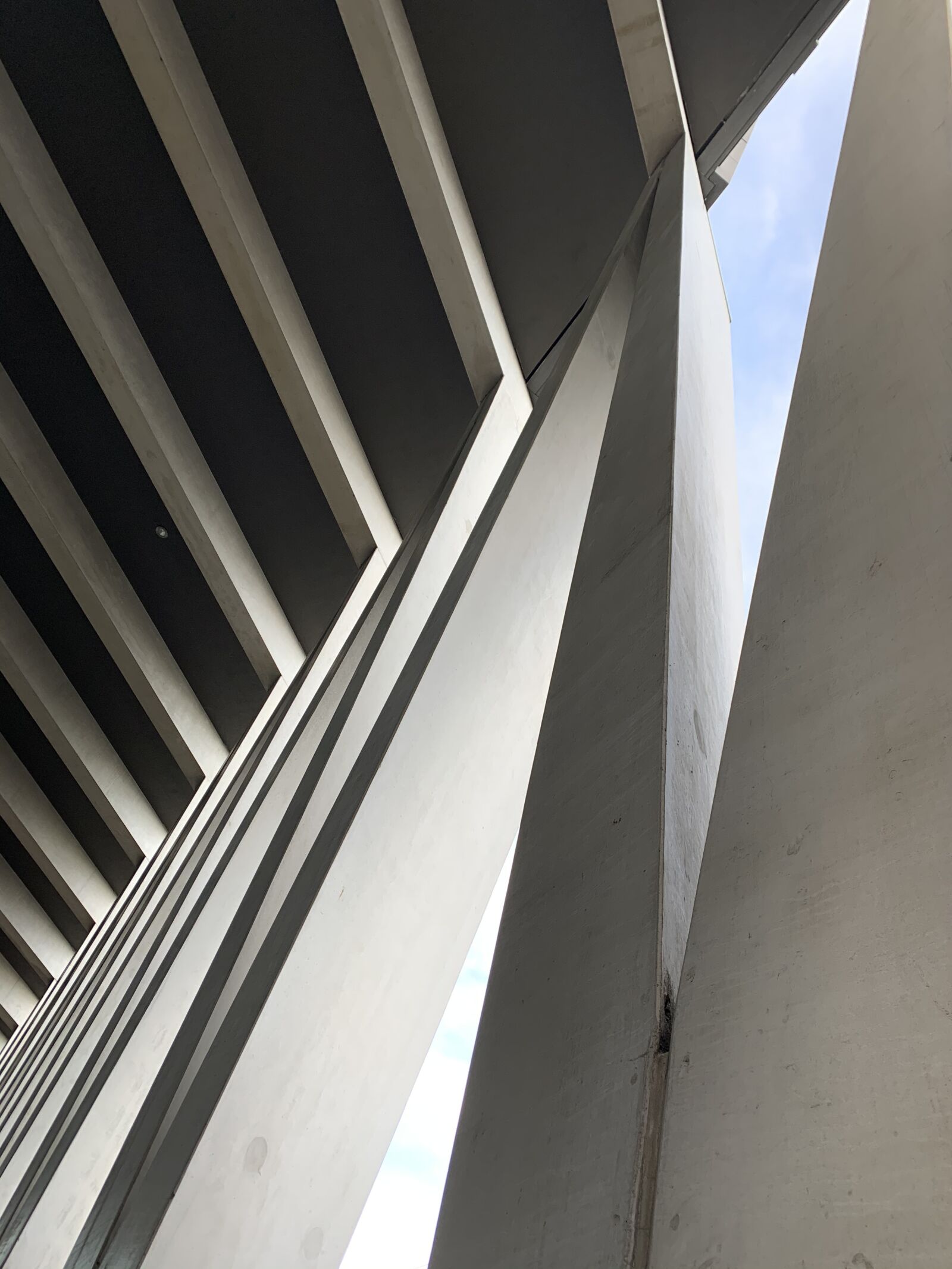 Apple iPhone XR sample photo. Concrete, architecture, pillars photography