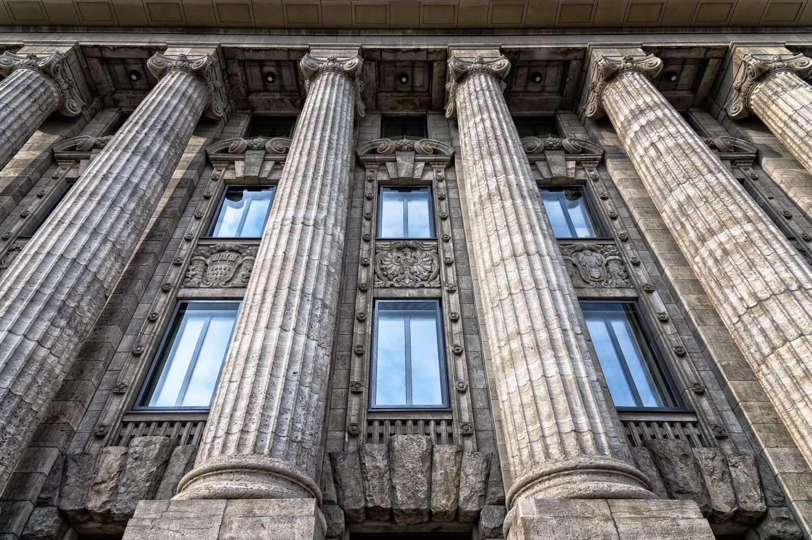 Nikon Z6 sample photo. Architecture, columnar, stone photography