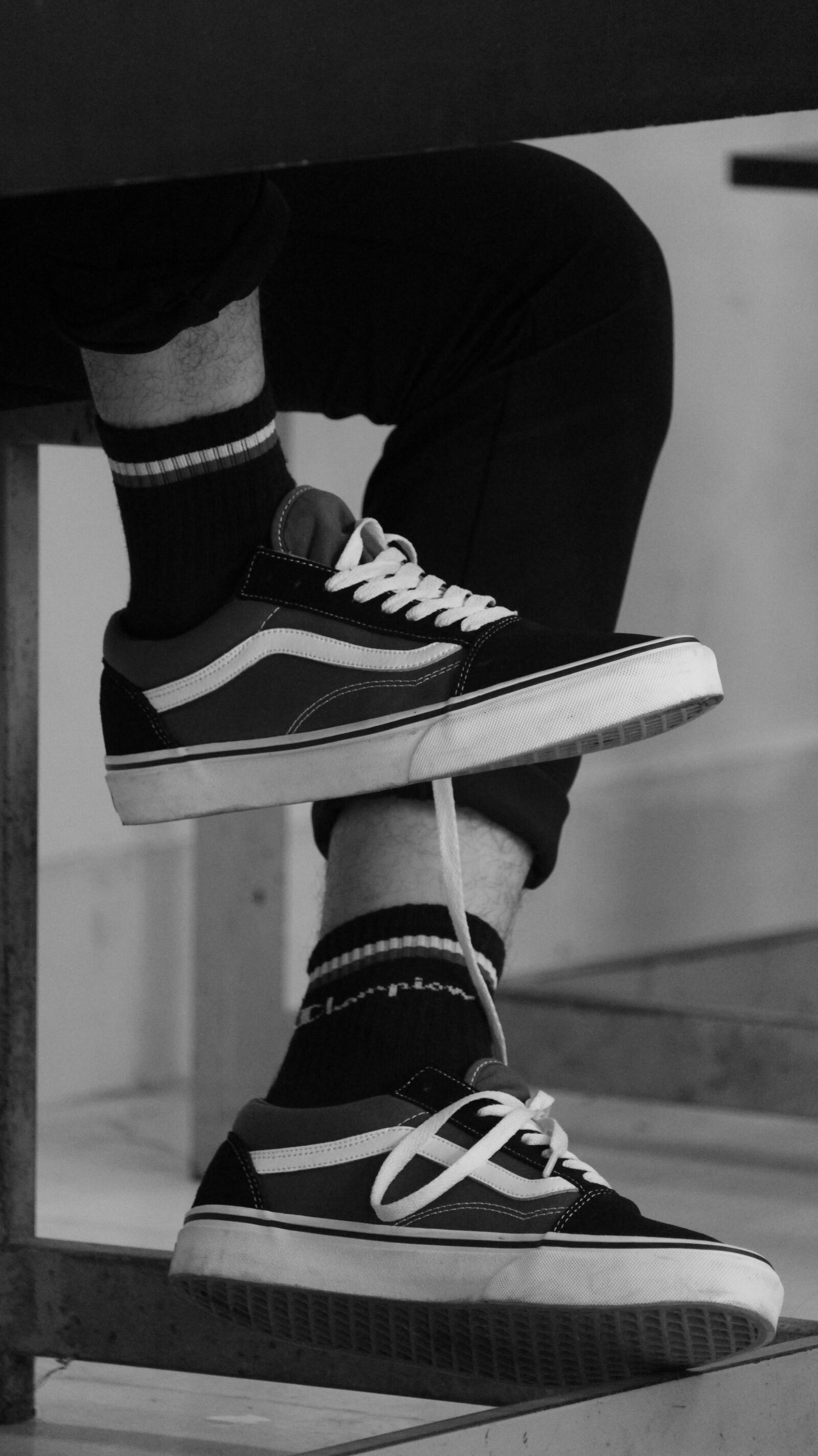 Canon EF-S 55-250mm F4-5.6 IS STM sample photo. Footwear, shoes, sneaker photography