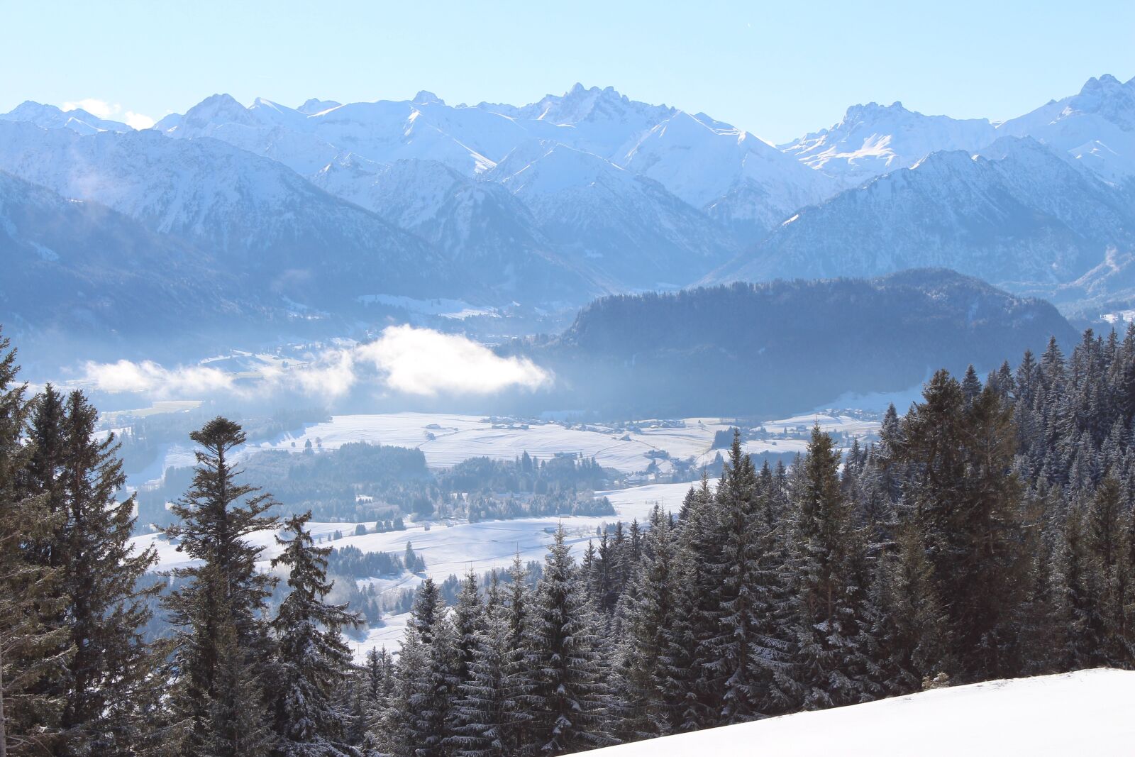 Canon EOS 650D (EOS Rebel T4i / EOS Kiss X6i) sample photo. Wintry, allg u, ski photography