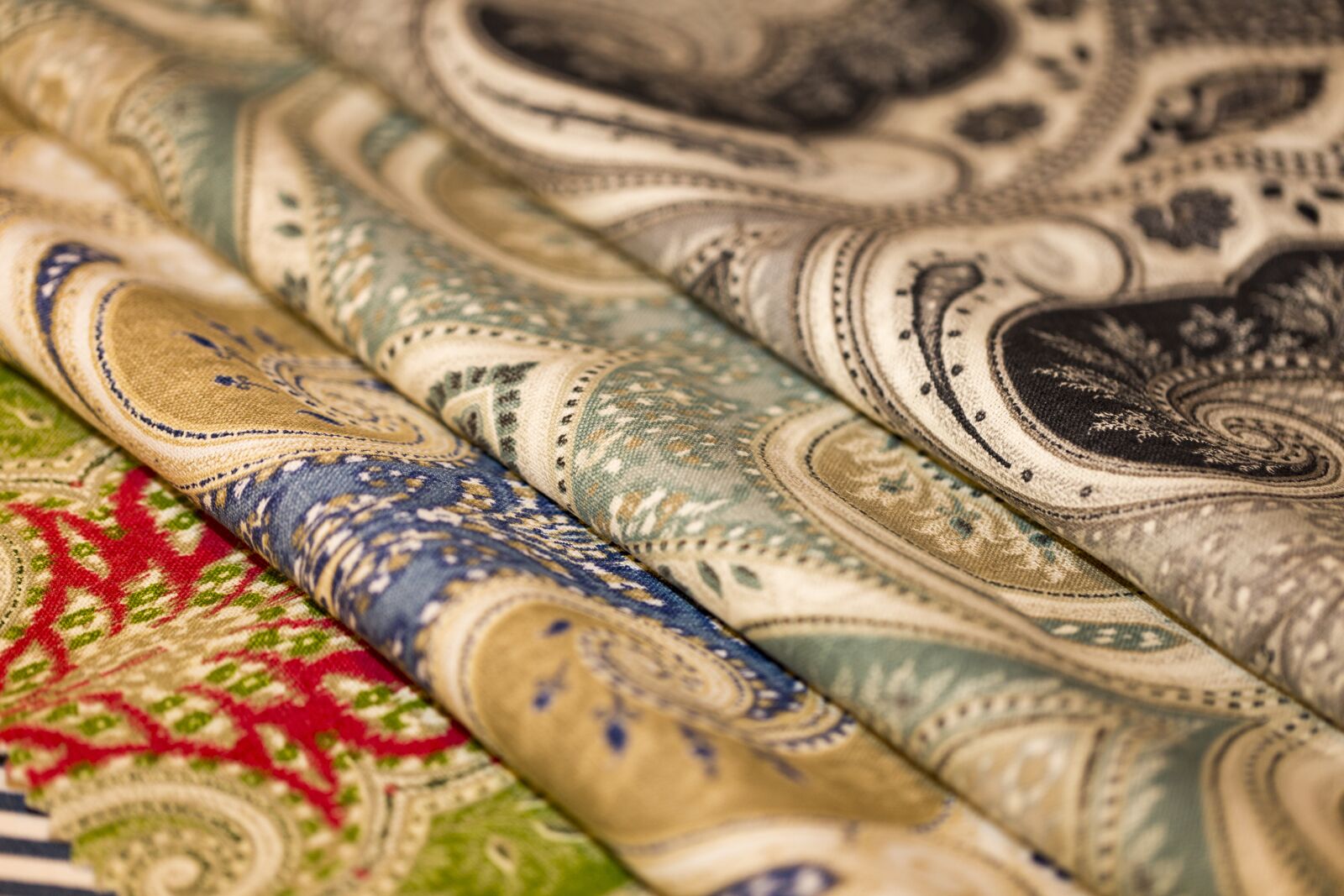 Canon EOS 5D Mark III sample photo. Fabric, sun weave, wheat photography