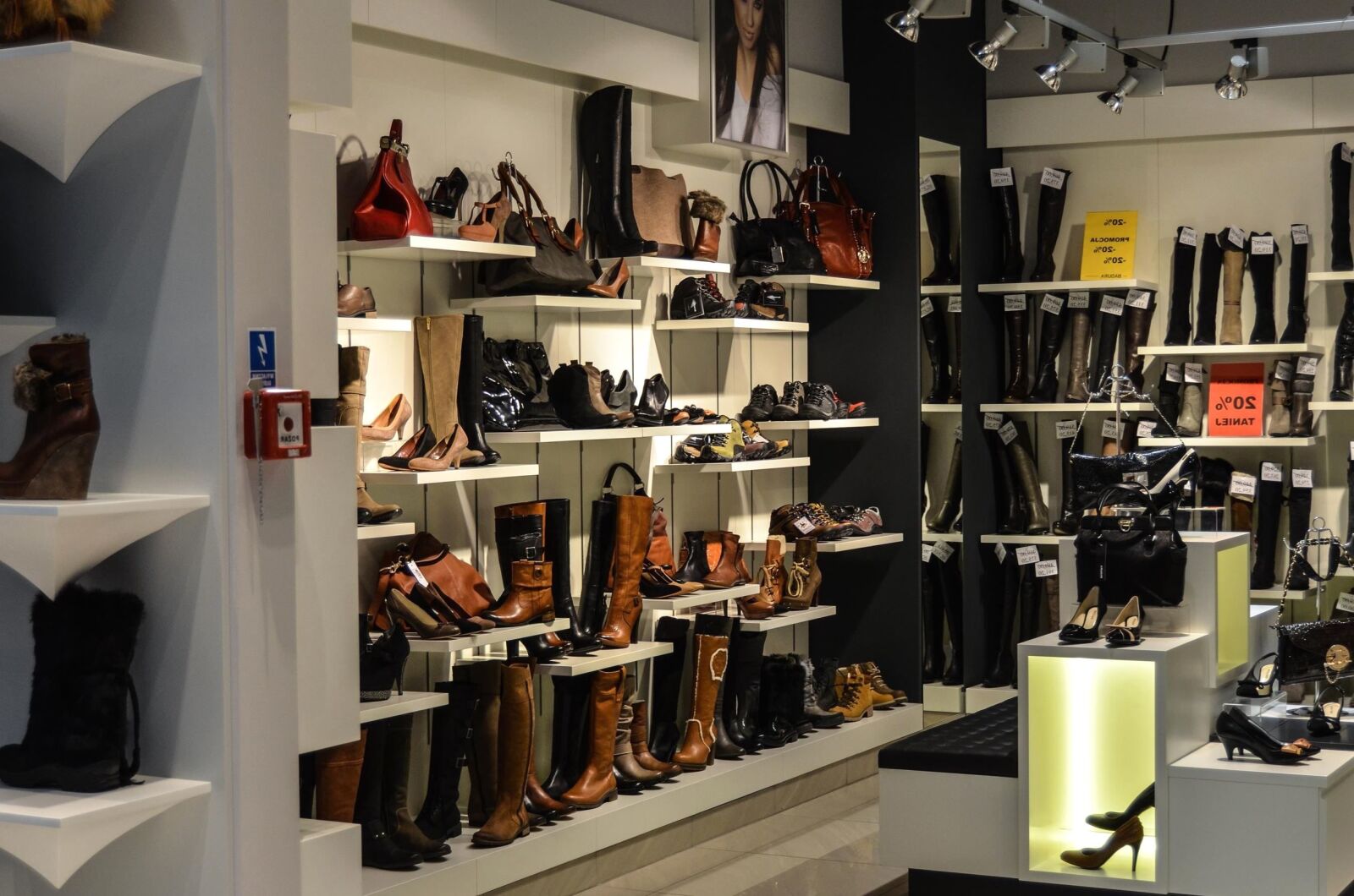 Nikon D5100 sample photo. Shop, shoe, boot, supermarket photography