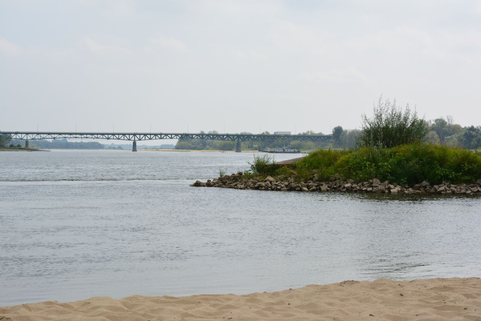 Nikon D5200 sample photo. River, beach, water photography