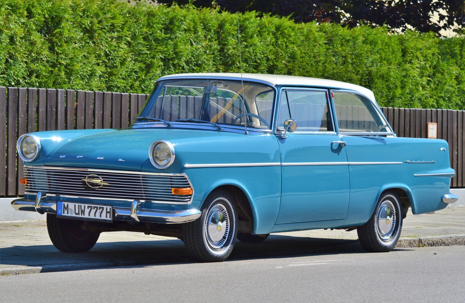 Nikon D3200 sample photo. Opel, opel record, auto photography