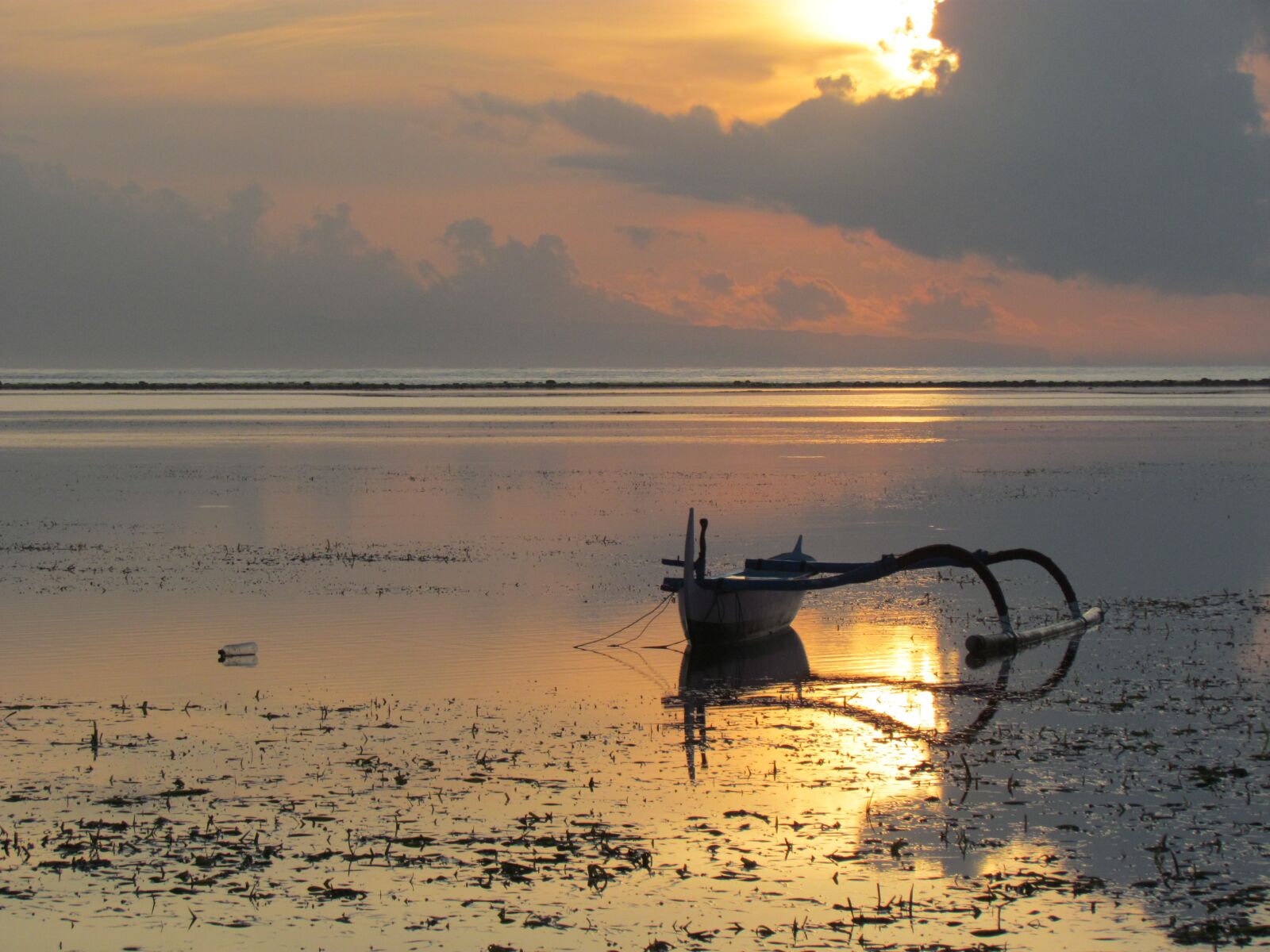 Canon PowerShot SX30 IS sample photo. Fishing boat, sand, land photography