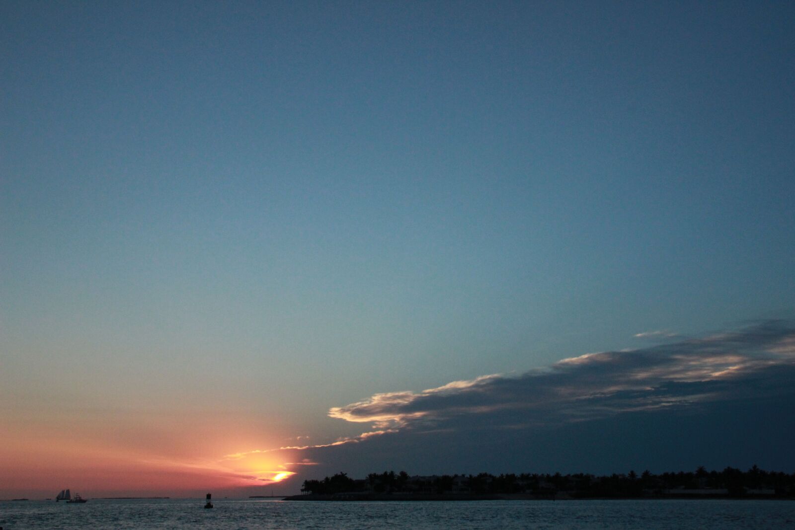 Canon EOS 600D (Rebel EOS T3i / EOS Kiss X5) sample photo. Key west, sunset, florida photography
