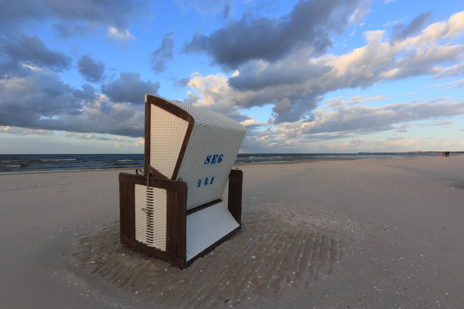 Canon EOS 550D (EOS Rebel T2i / EOS Kiss X4) sample photo. Germany, karlshagen, beach photography