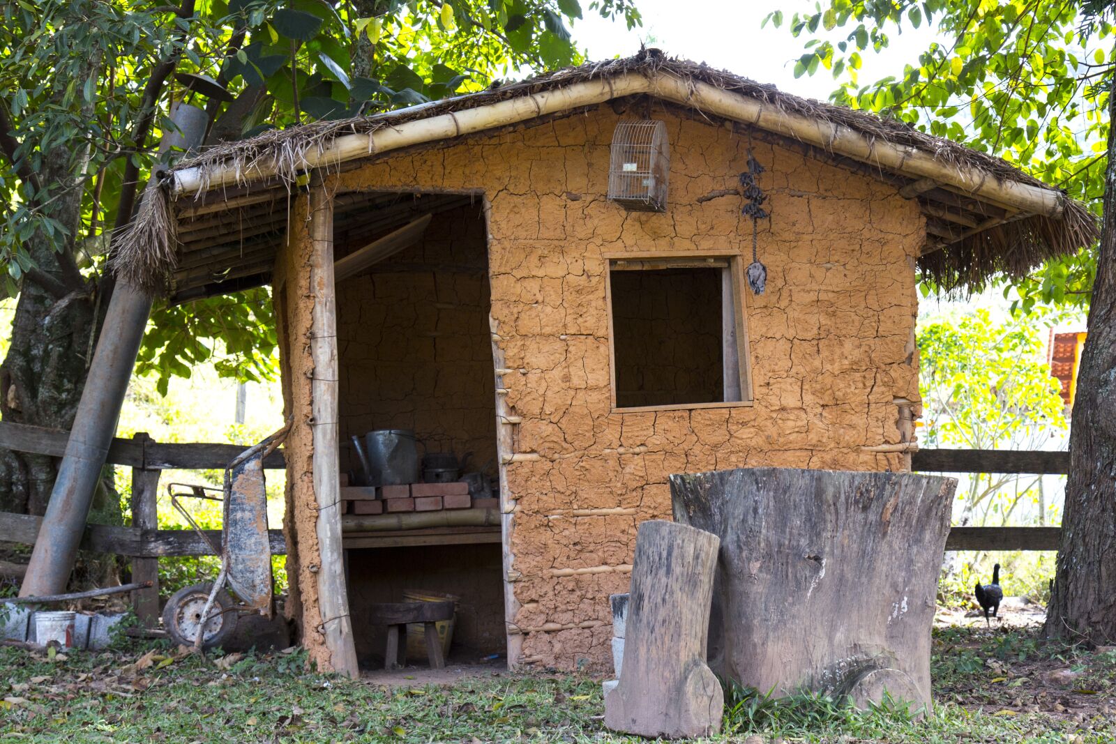 Canon EF 24-105mm F4L IS USM sample photo. Hovel, nature, house photography