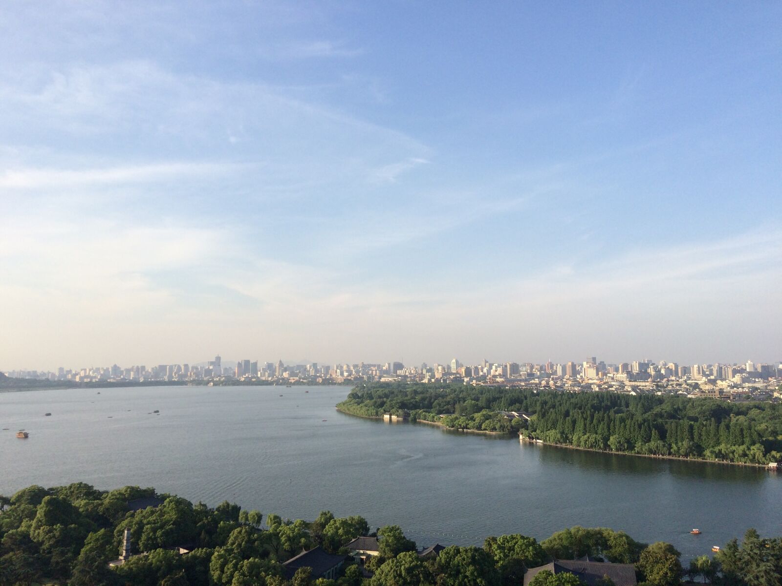 iPhone 5s back camera 4.15mm f/2.2 sample photo. West lake, lei feng photography