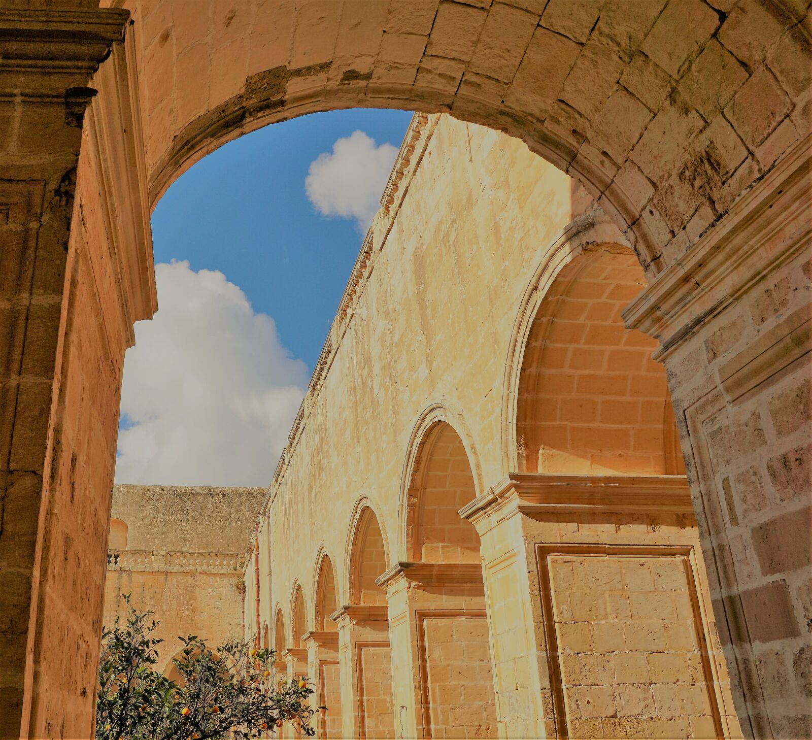 Sony ILCA-77M2 + Sony DT 16-50mm F2.8 SSM sample photo. Malta, monastery, architecture photography