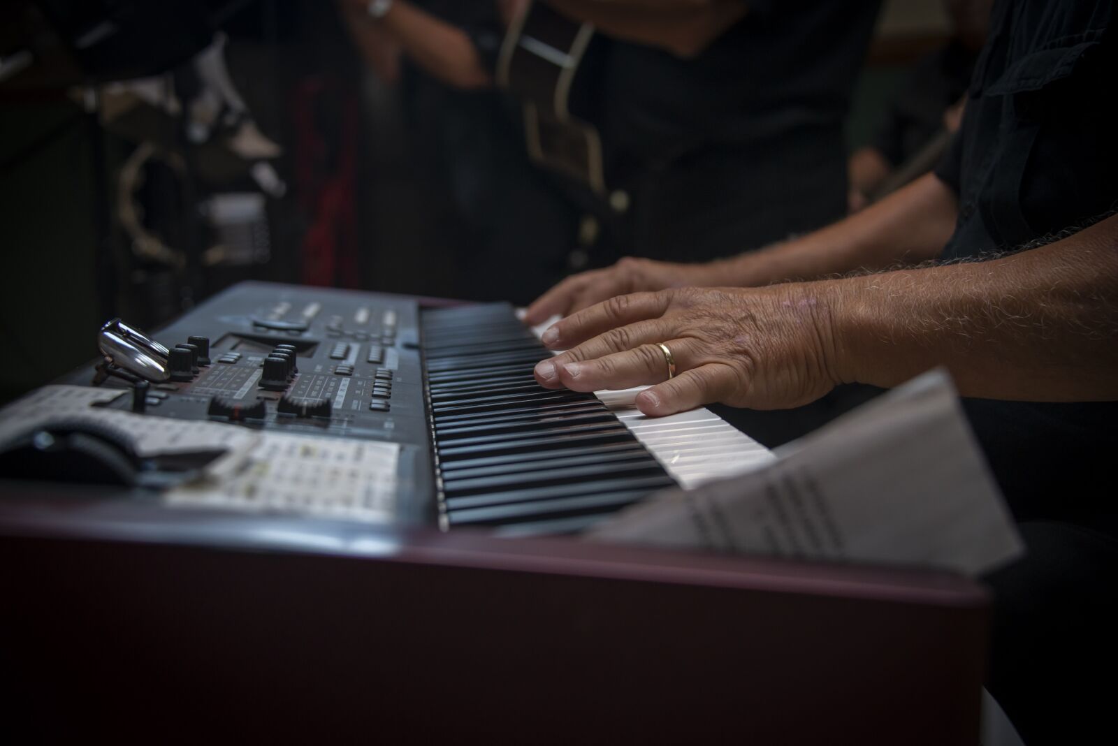 Nikon D610 sample photo. Piano, band, music photography