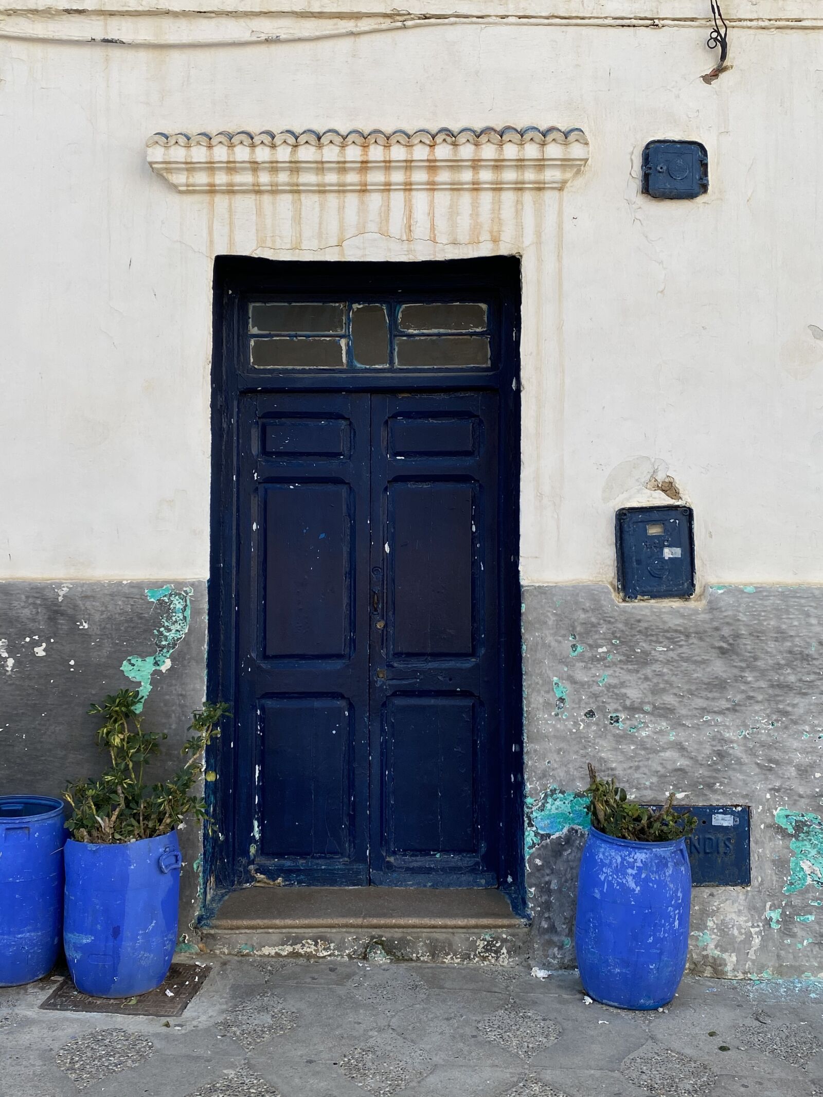 Apple iPhone 11 Pro Max sample photo. Morocco, door, architecture photography