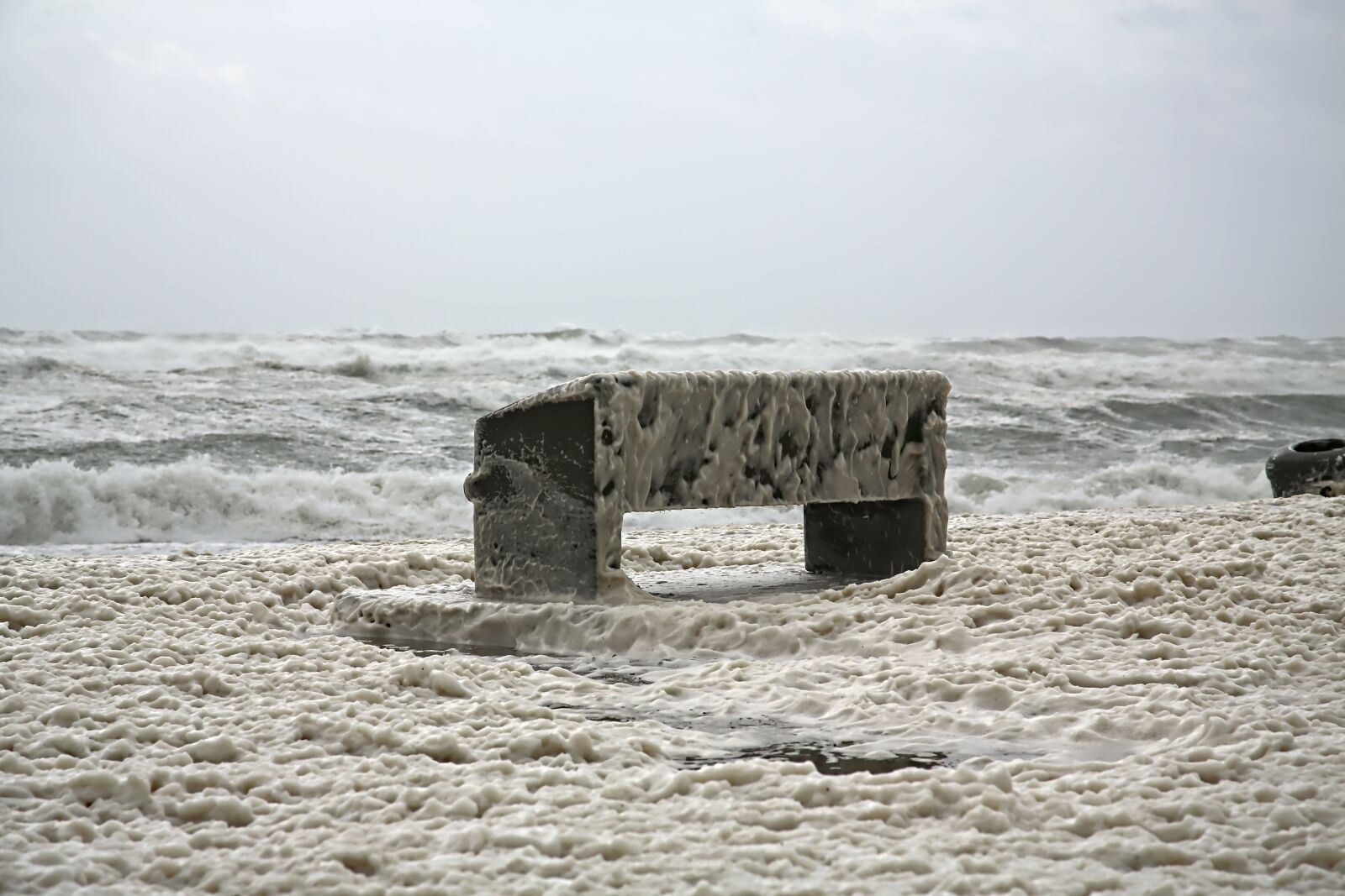 Canon EOS 5D Mark III sample photo. Wave, sea, scum photography
