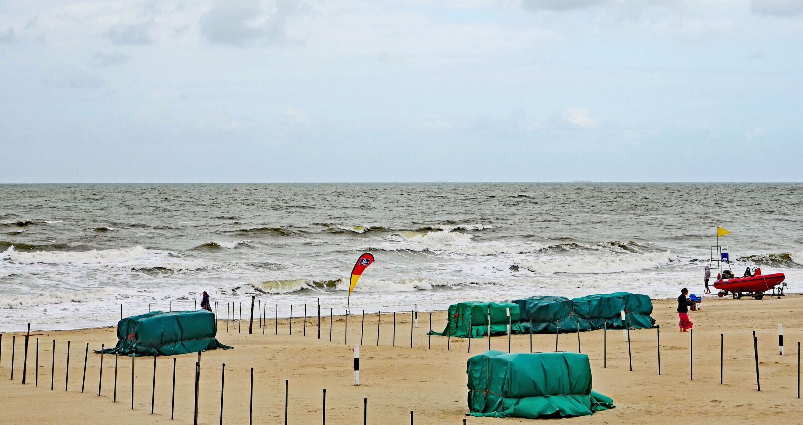 Panasonic Lumix DMC-GX8 sample photo. North sea coast, forward photography