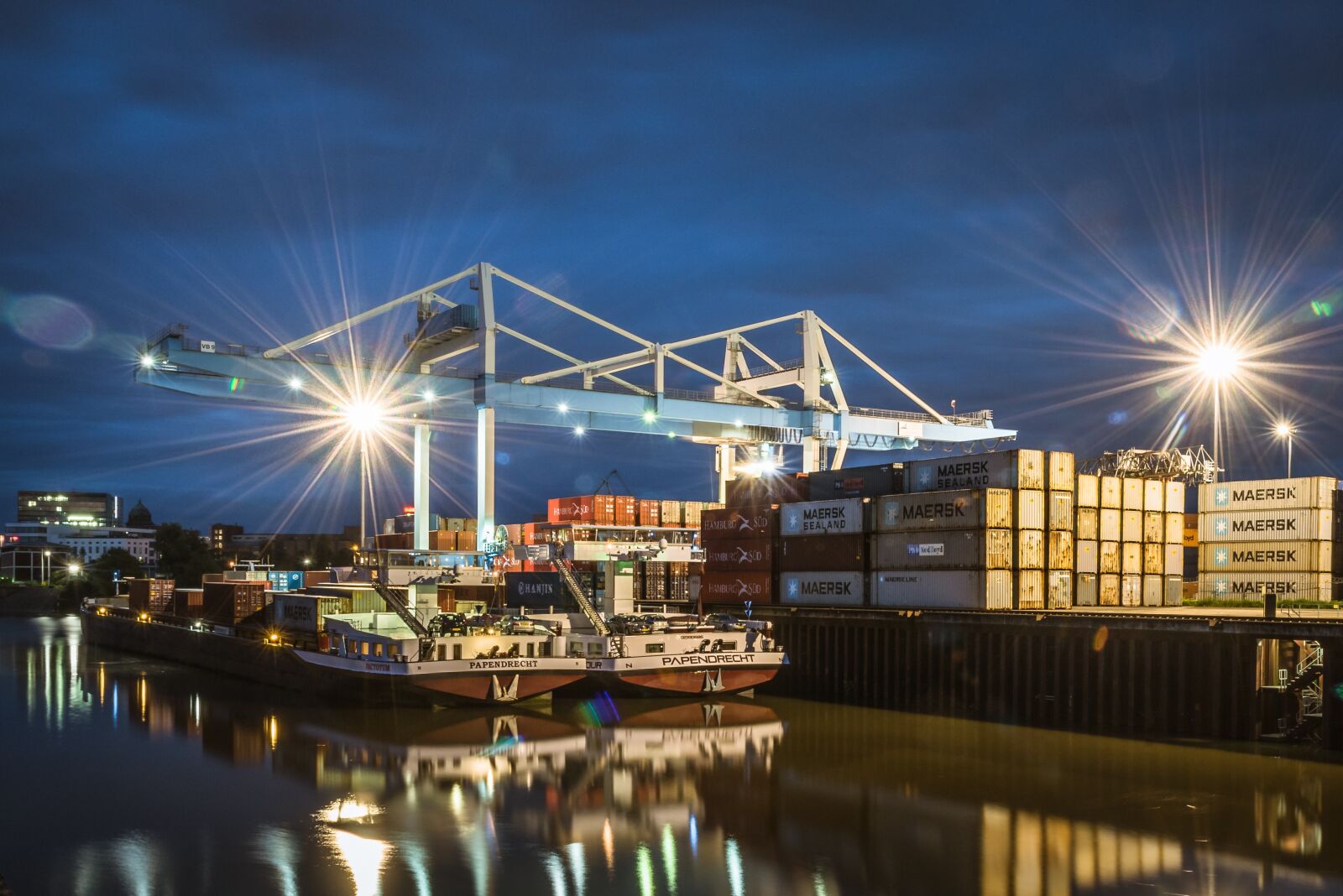Nikon D750 sample photo. D sseldorf hafen, container photography