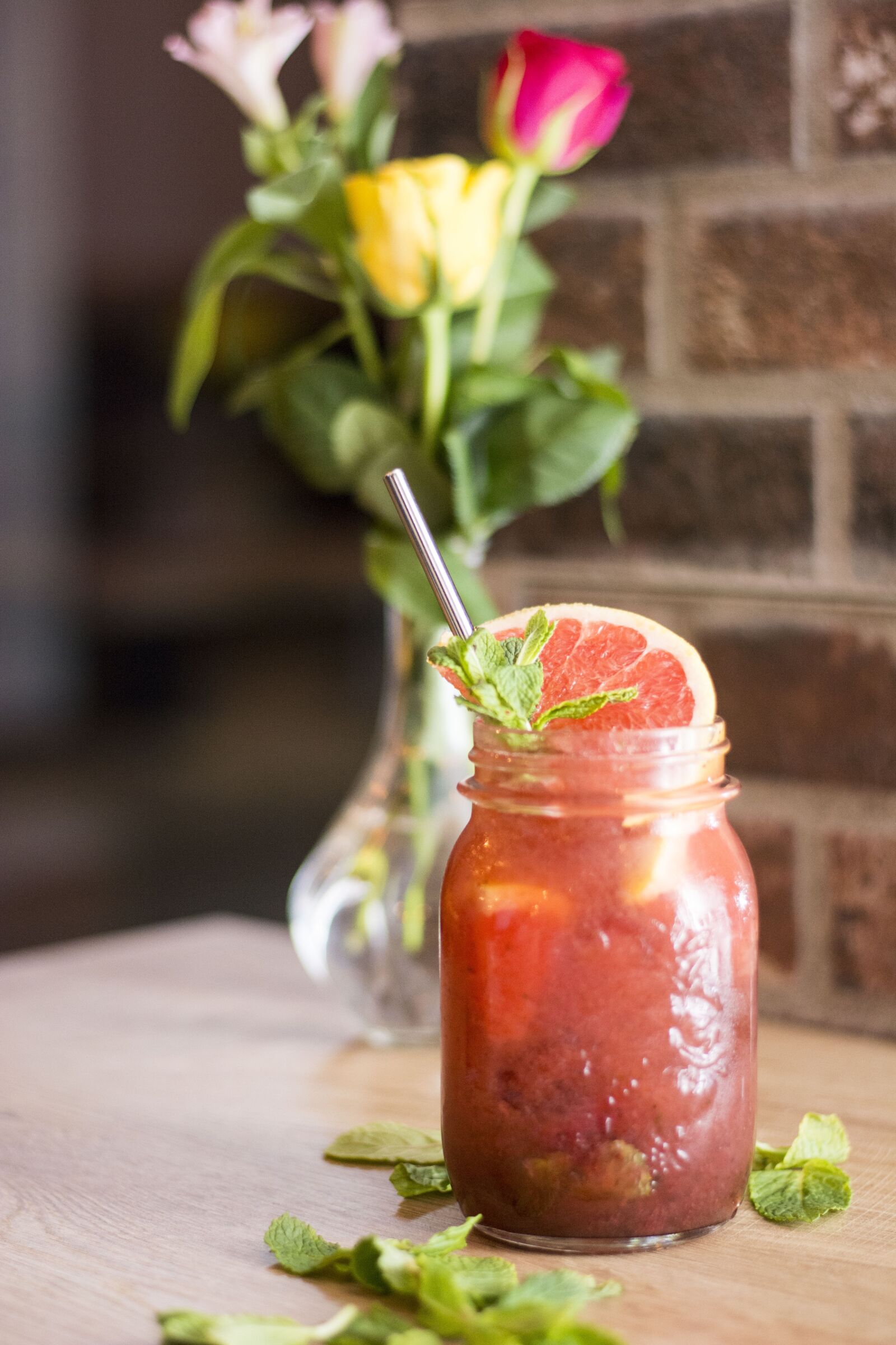 Nikon D5200 sample photo. Sodas, grep, coffee shop photography