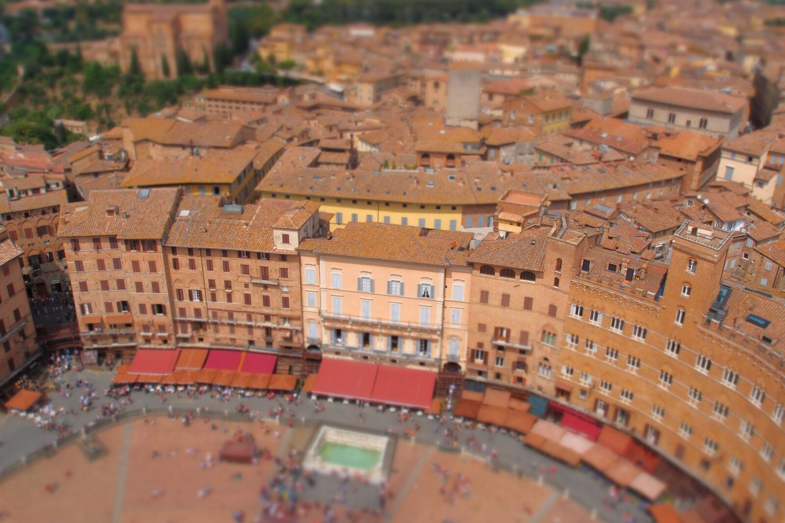 Olympus XZ-1 sample photo. Sienna, italy, piazza del photography