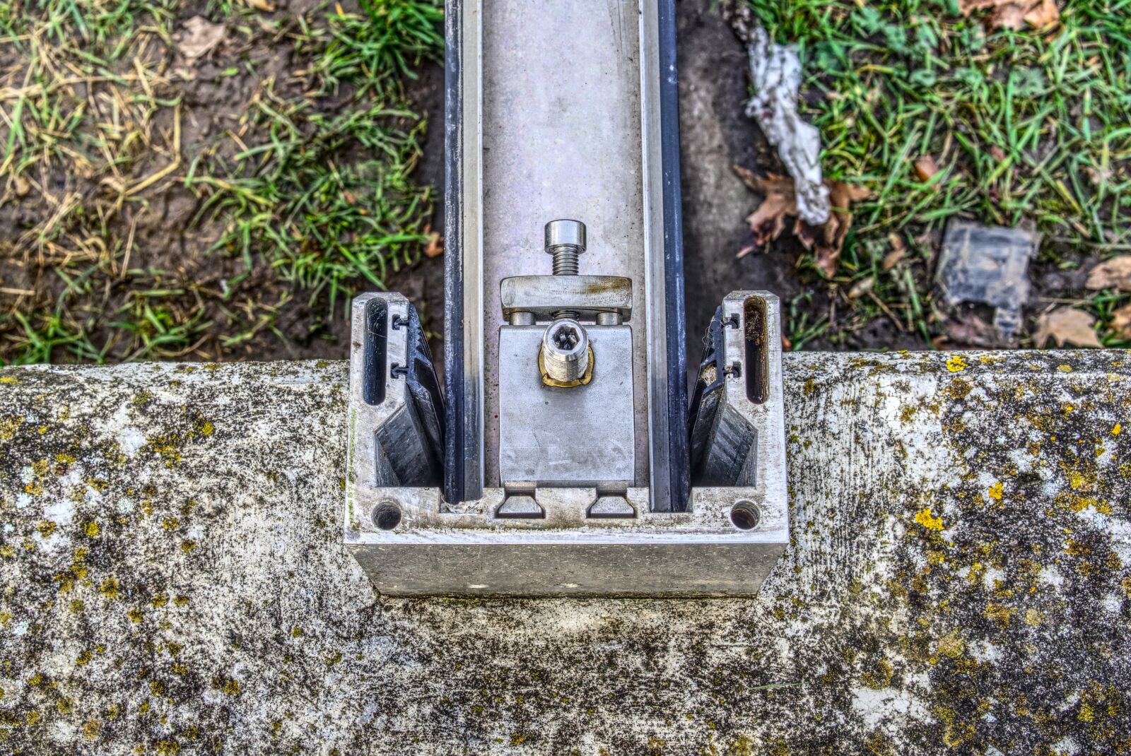 Sony a6000 + Sony E 35mm F1.8 OSS sample photo. Sheet piling, flood protection photography