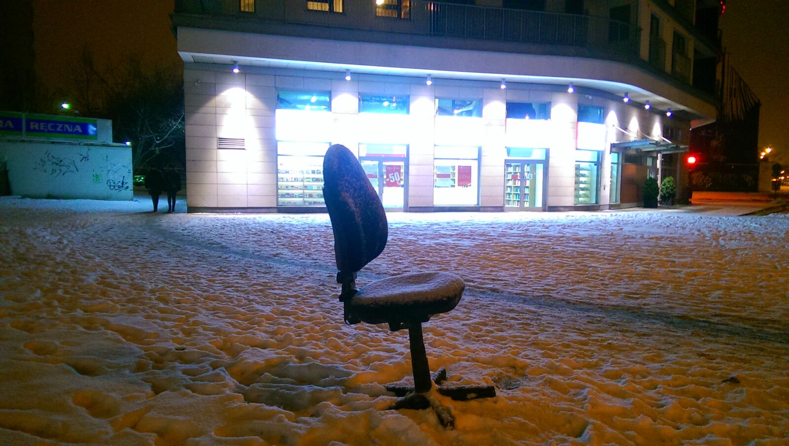 HTC ONE MINI sample photo. Chair, snow, winter photography