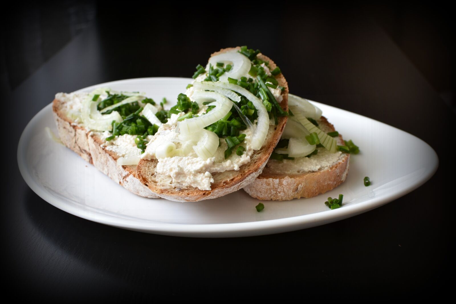 Nikon D7200 sample photo. A sandwich, cheese, cream photography
