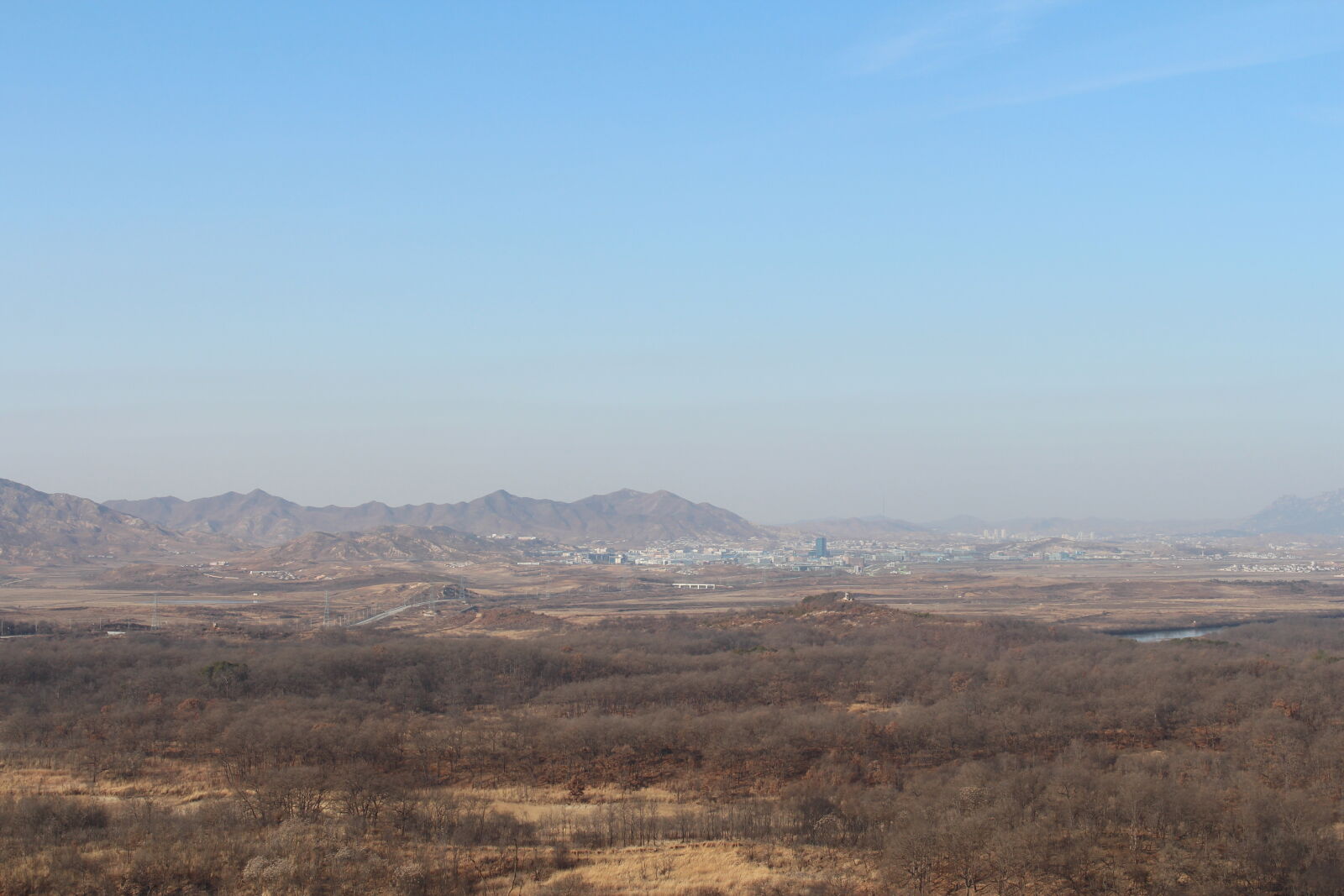 Canon EOS 700D (EOS Rebel T5i / EOS Kiss X7i) sample photo. North, korea, winter photography