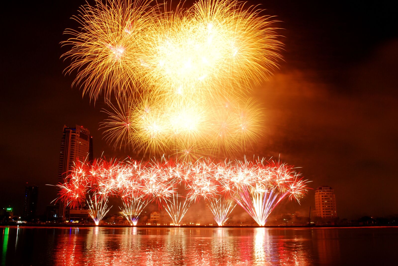 Nikon D60 sample photo. Fireworks, the international fireworks photography