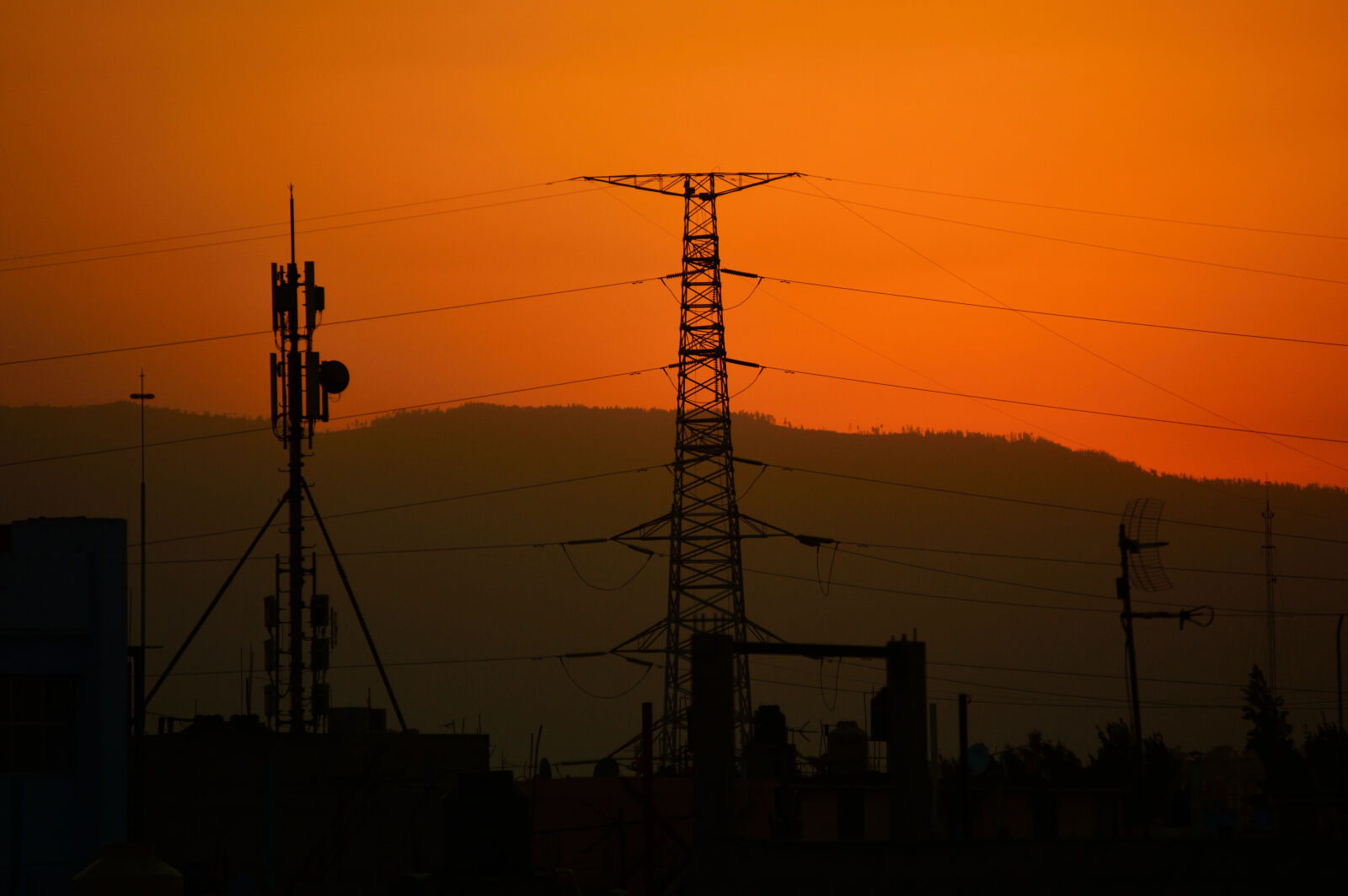 Nikon D3200 sample photo. Dawn, dusk, electricity, high photography