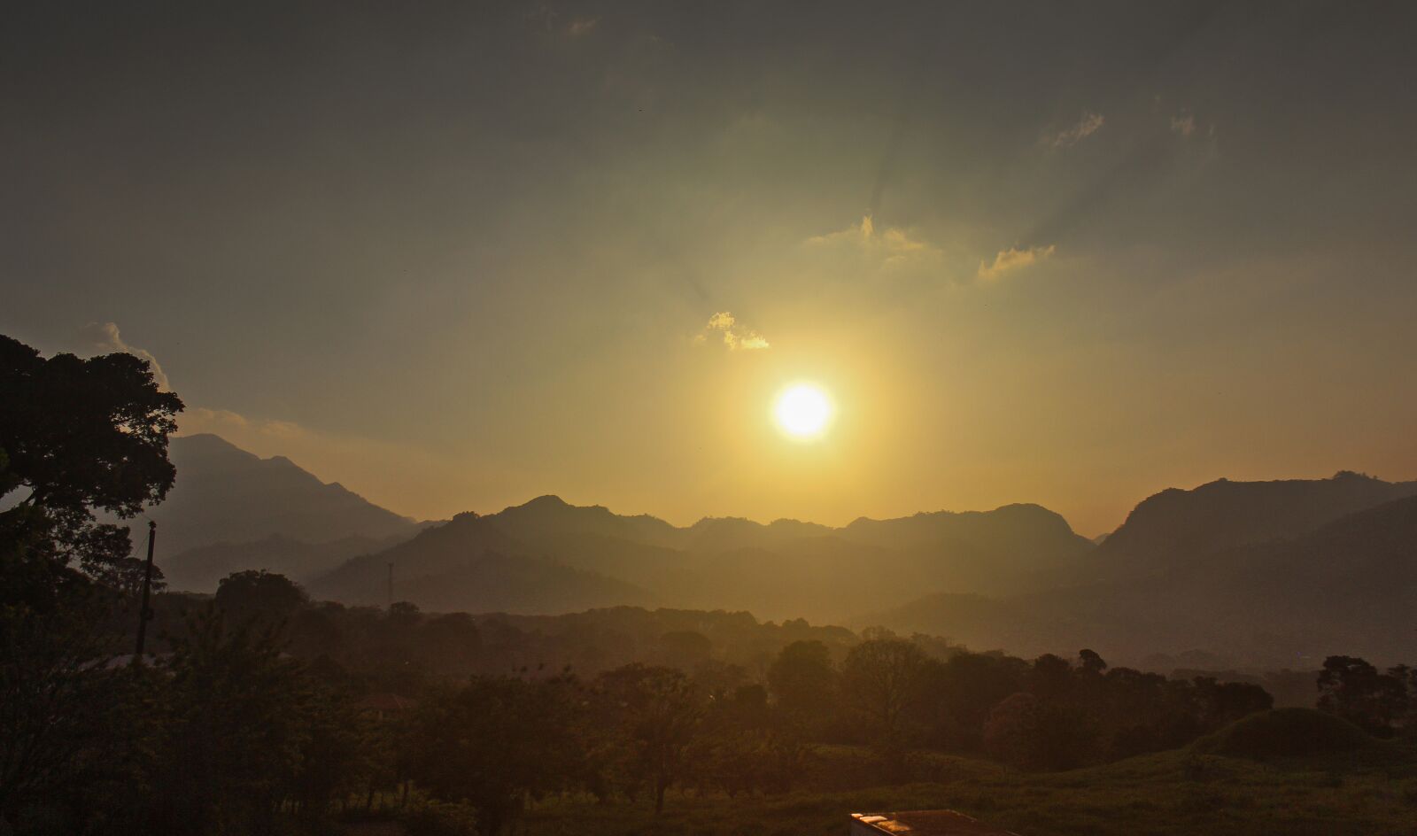 Canon EOS 600D (Rebel EOS T3i / EOS Kiss X5) sample photo. Sunset, summer, afternoon photography