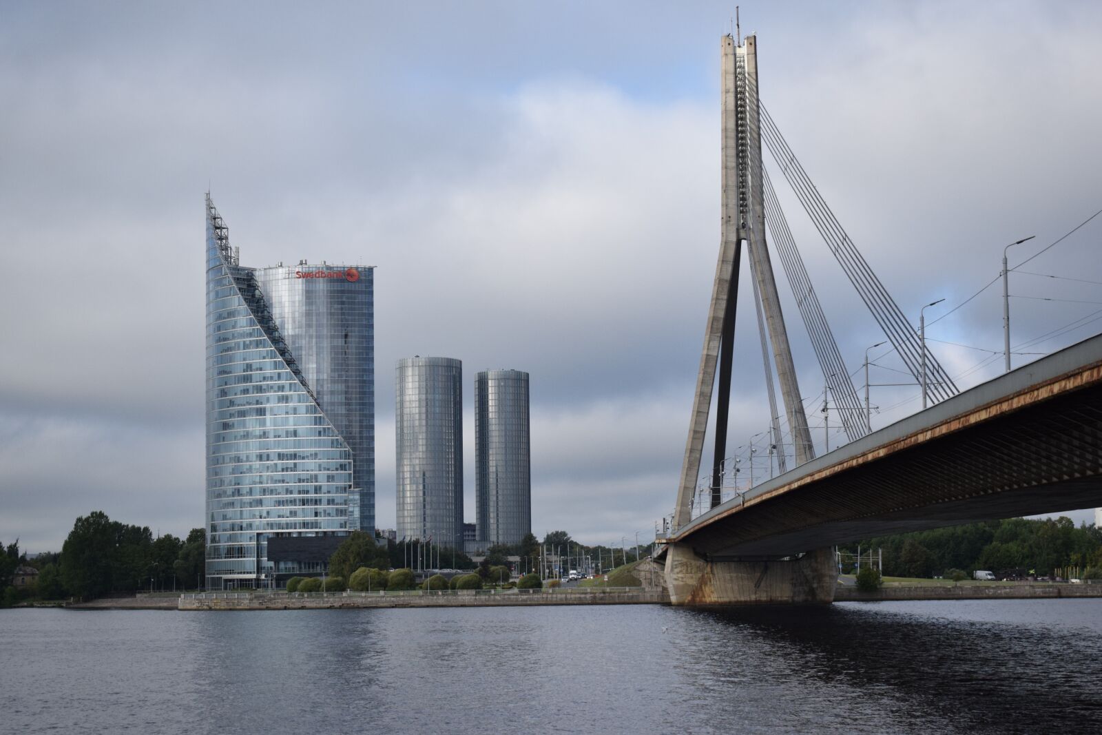 Nikon D3300 sample photo. Bridge, skyscraper, city photography