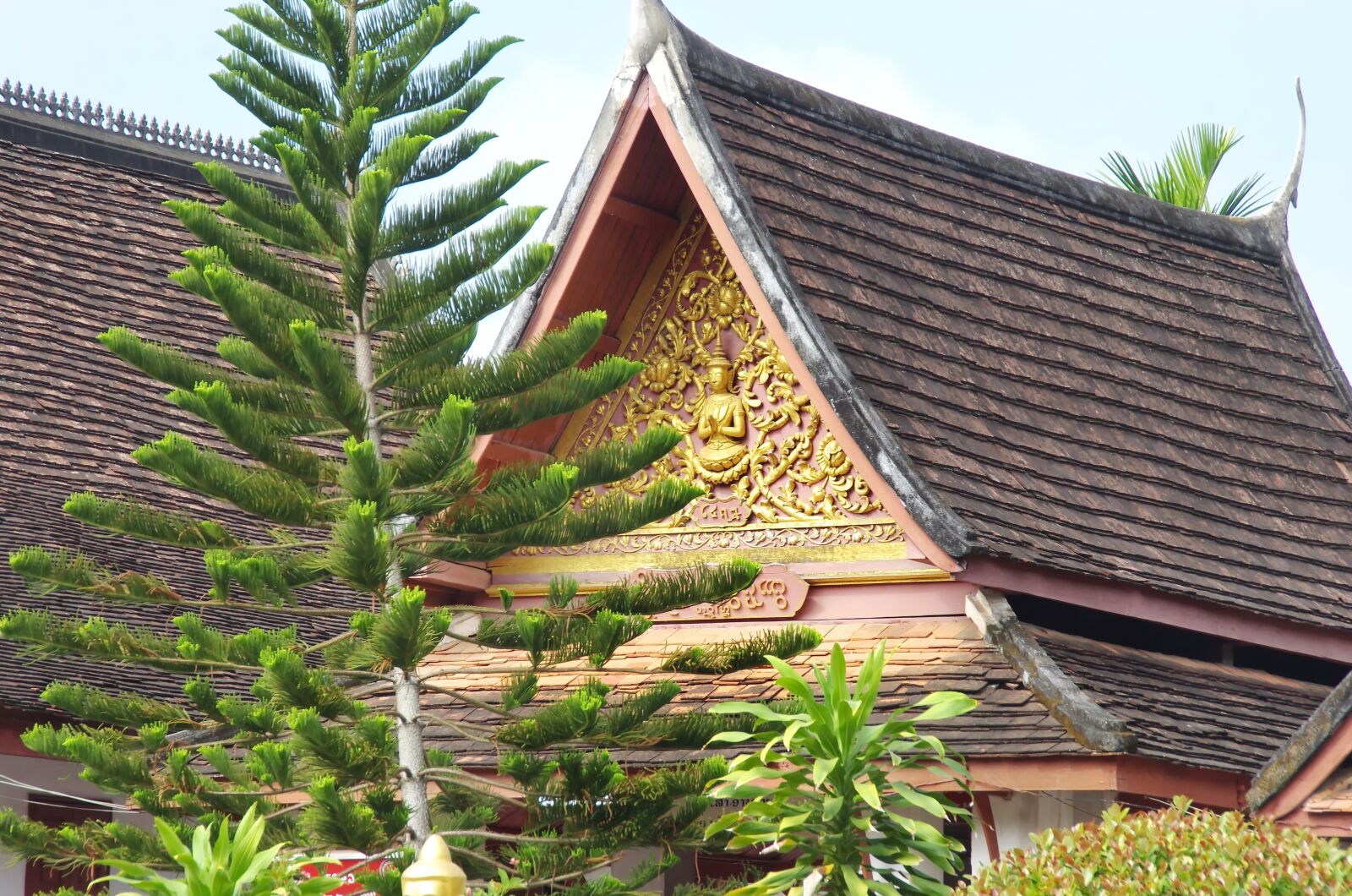 Pentax K-5 sample photo. Laos, vientiane, museum photography