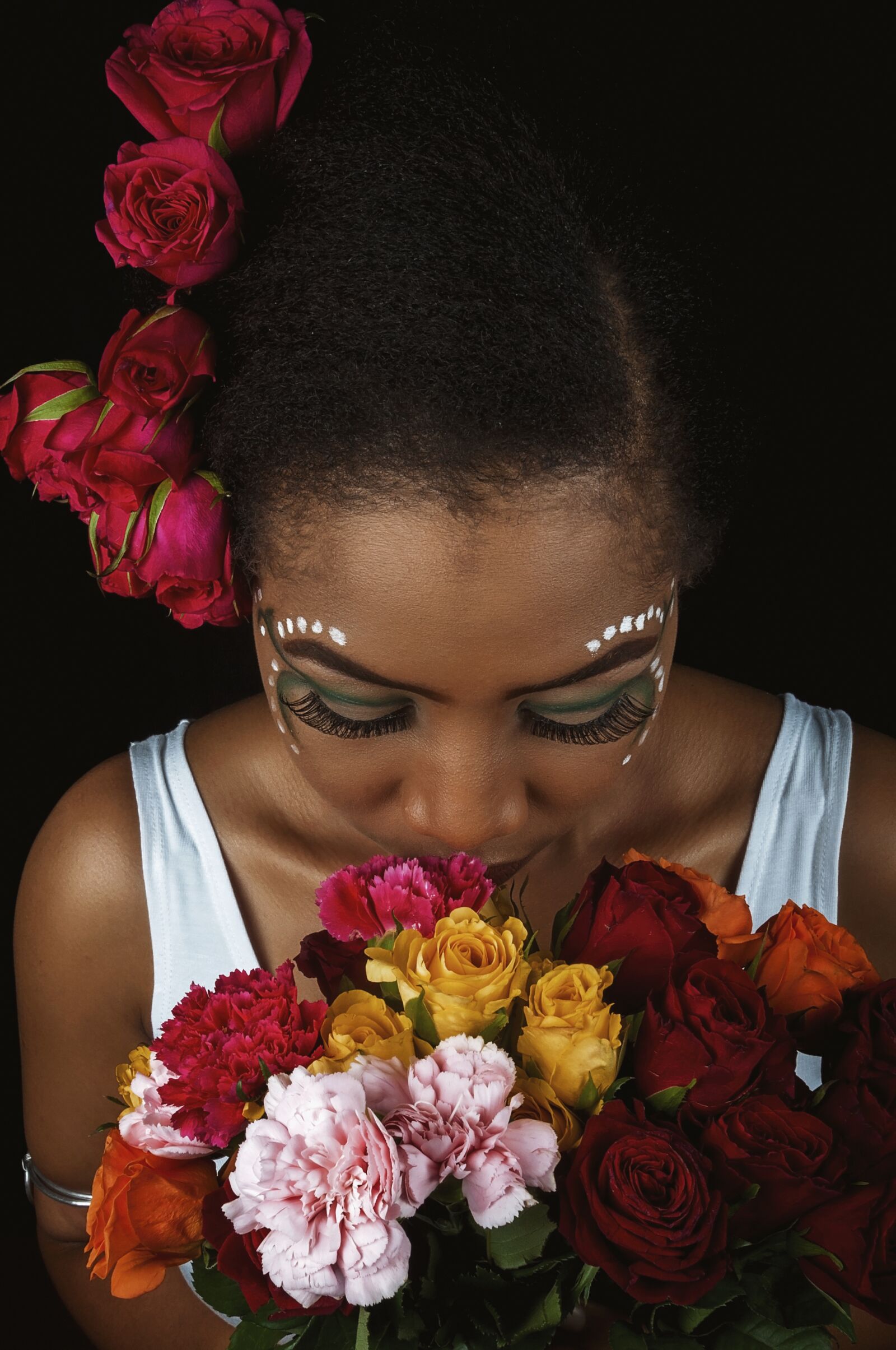 Nikon D90 sample photo. Beautiful woman, roses, rose photography