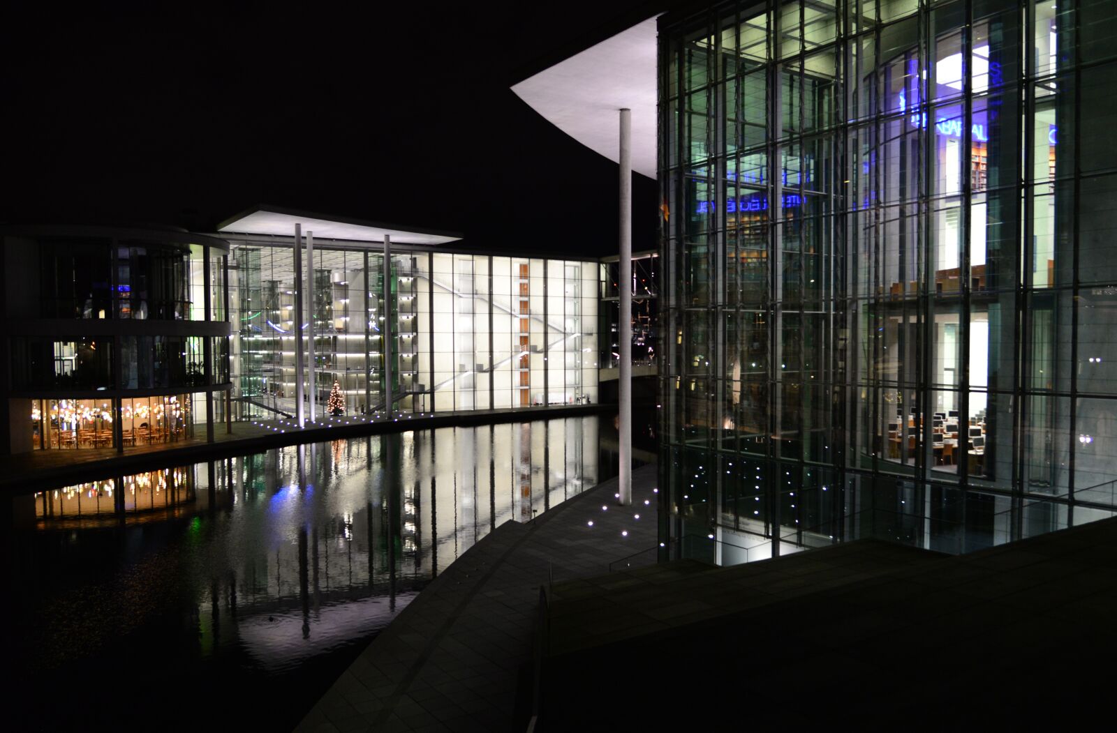 Nikon D610 sample photo. Architecture, building, glass photography
