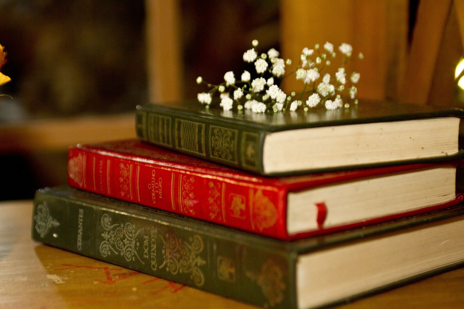 Canon EOS 7D sample photo. Books, decoration, marriage photography