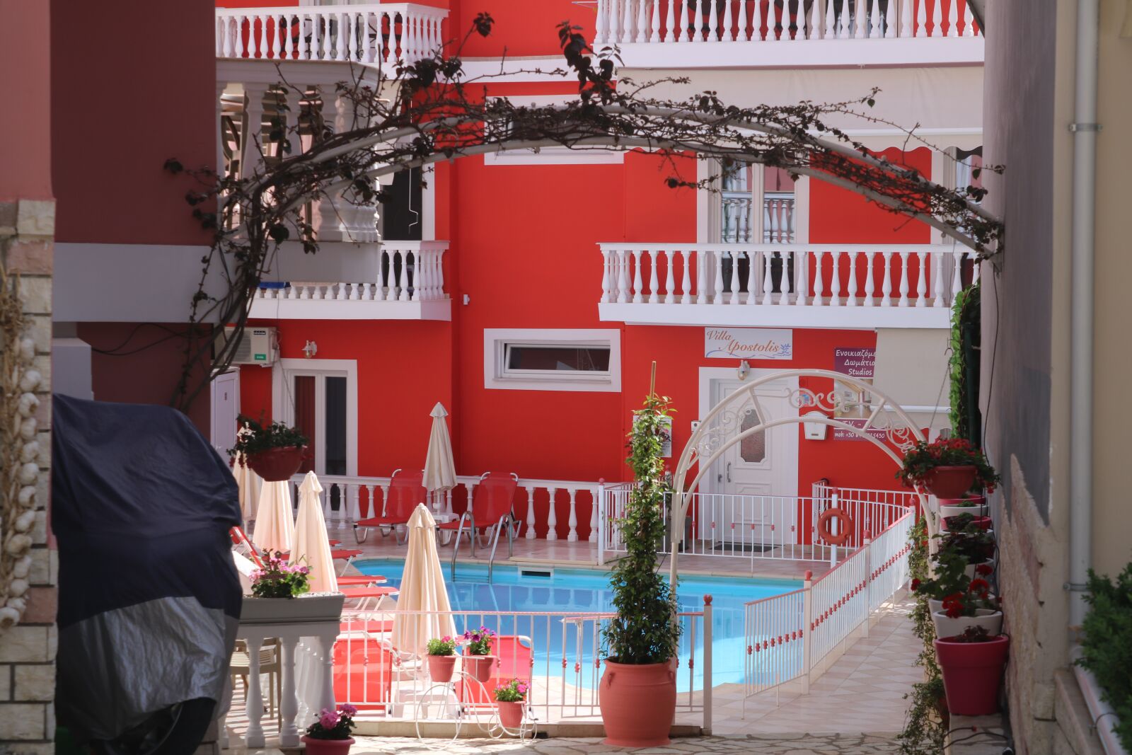 Canon EOS 750D (EOS Rebel T6i / EOS Kiss X8i) sample photo. Parga, greece, hotel photography