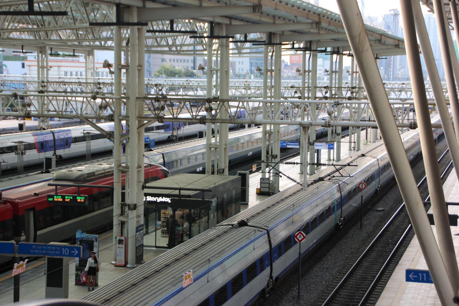 Canon EOS 600D (Rebel EOS T3i / EOS Kiss X5) sample photo. Train, railway, transport photography