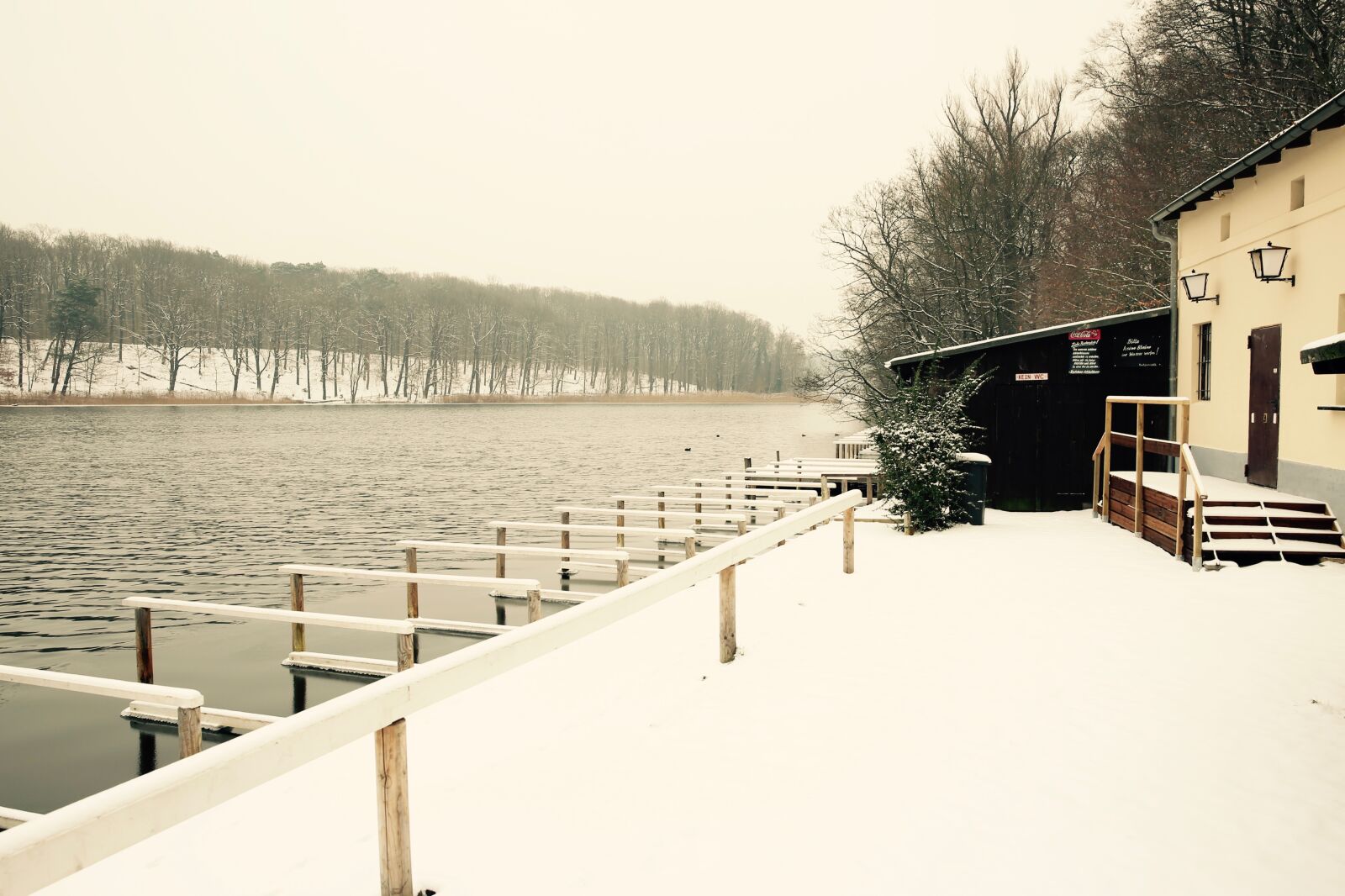 Canon EF 24-70mm F2.8L II USM sample photo. Winter, lake, snow photography
