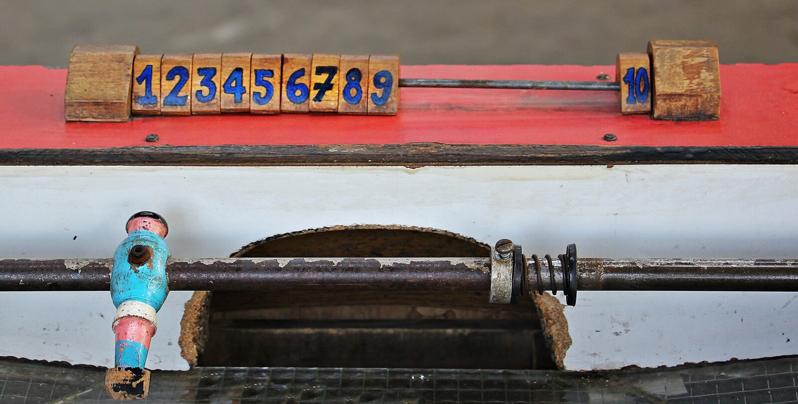 Canon EOS 550D (EOS Rebel T2i / EOS Kiss X4) sample photo. Kicker, table football, foosball photography