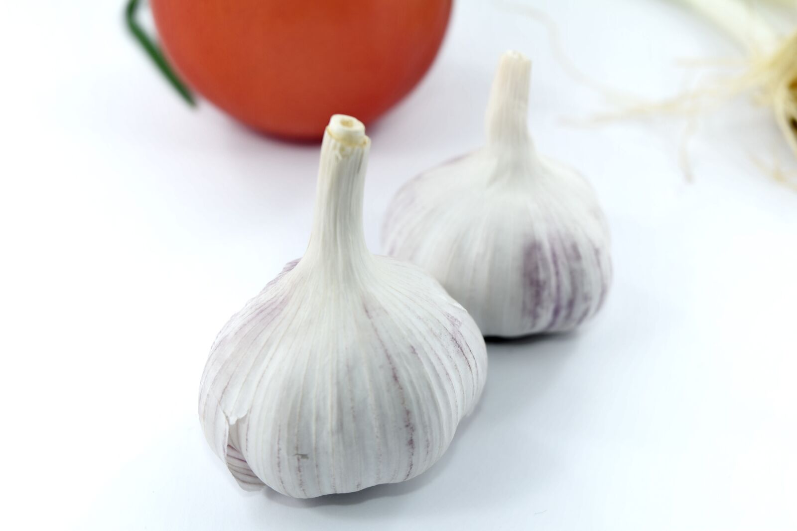 Nikon D5500 sample photo. Aromatic, organic, vegetables, garlic photography