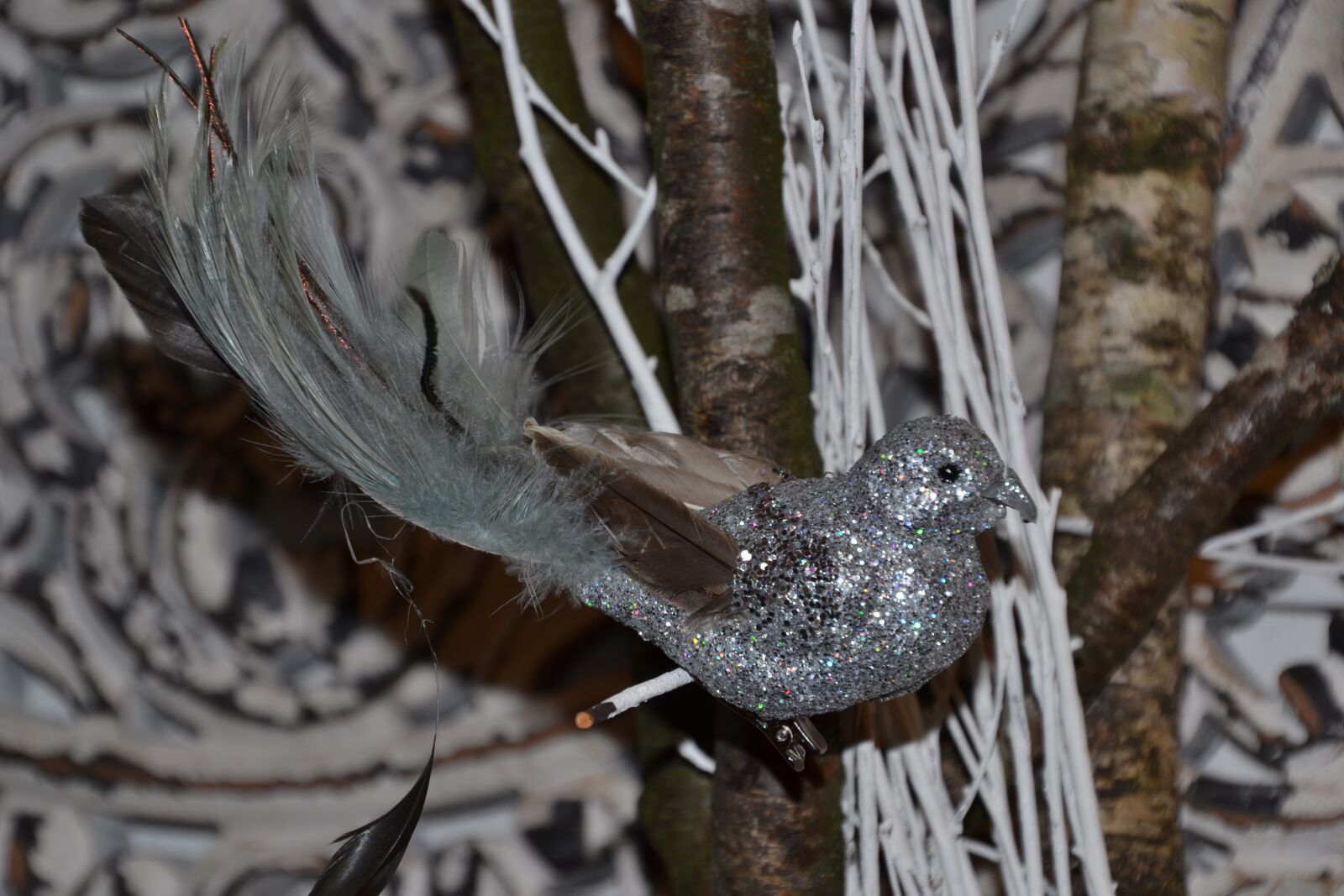 Nikon D3100 sample photo. Winter, decoration, bird photography
