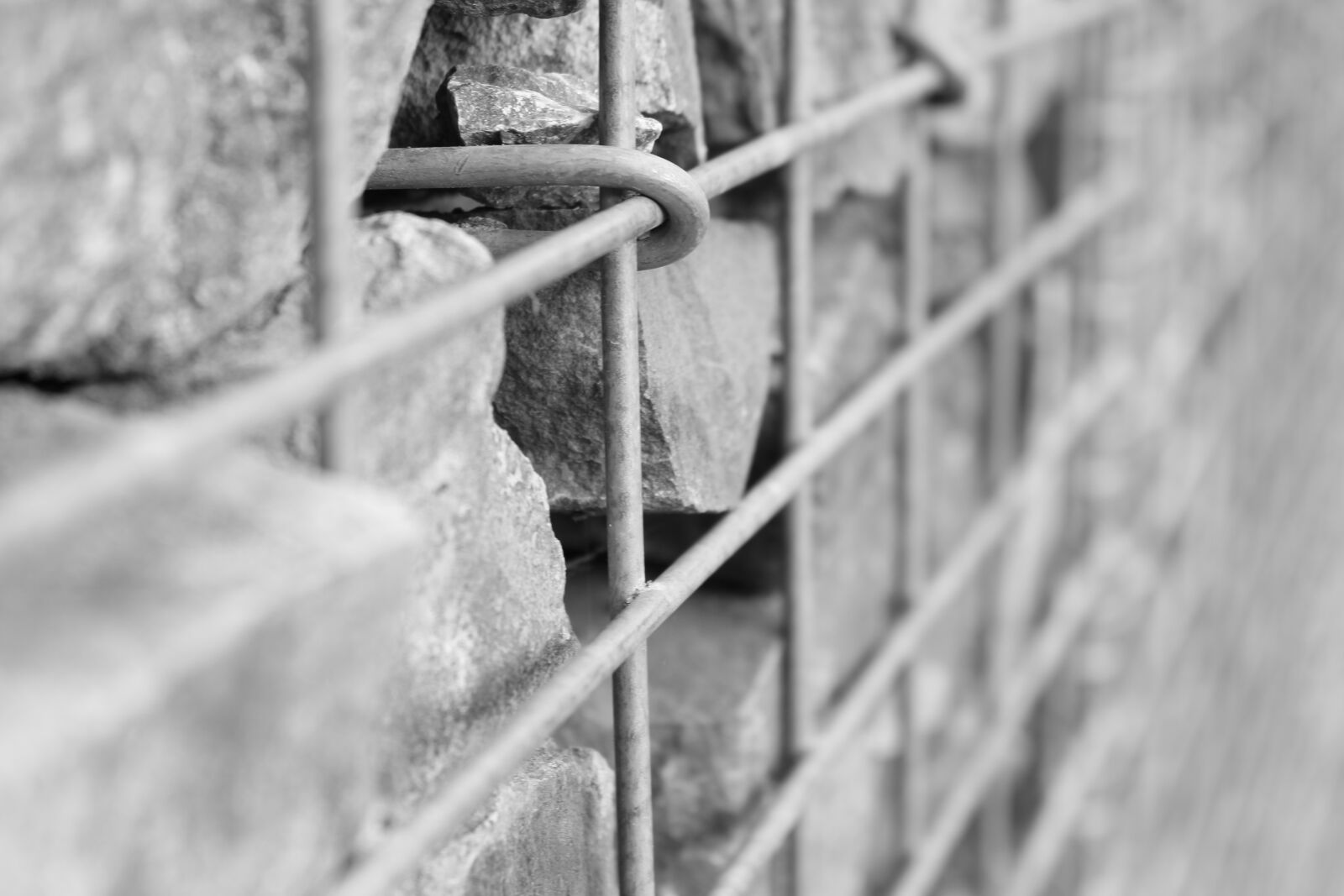 Canon EOS 700D (EOS Rebel T5i / EOS Kiss X7i) sample photo. Wall, stones, stone wall photography